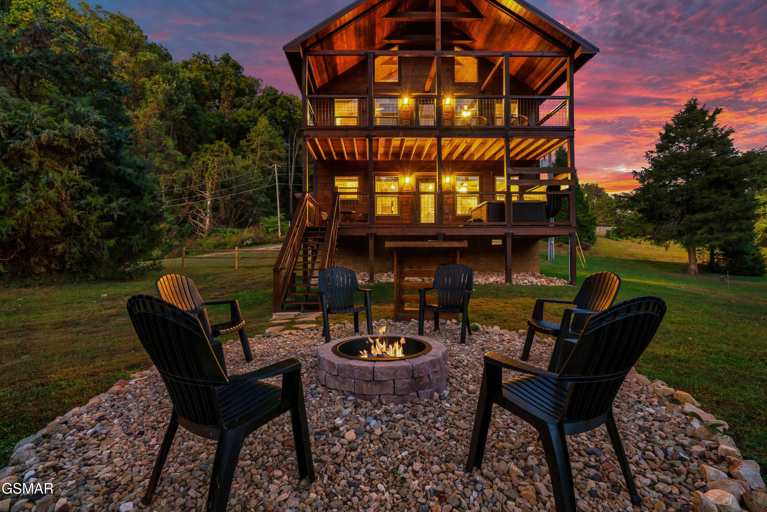 2641 Willow Heights Way Sevierville TN 37876