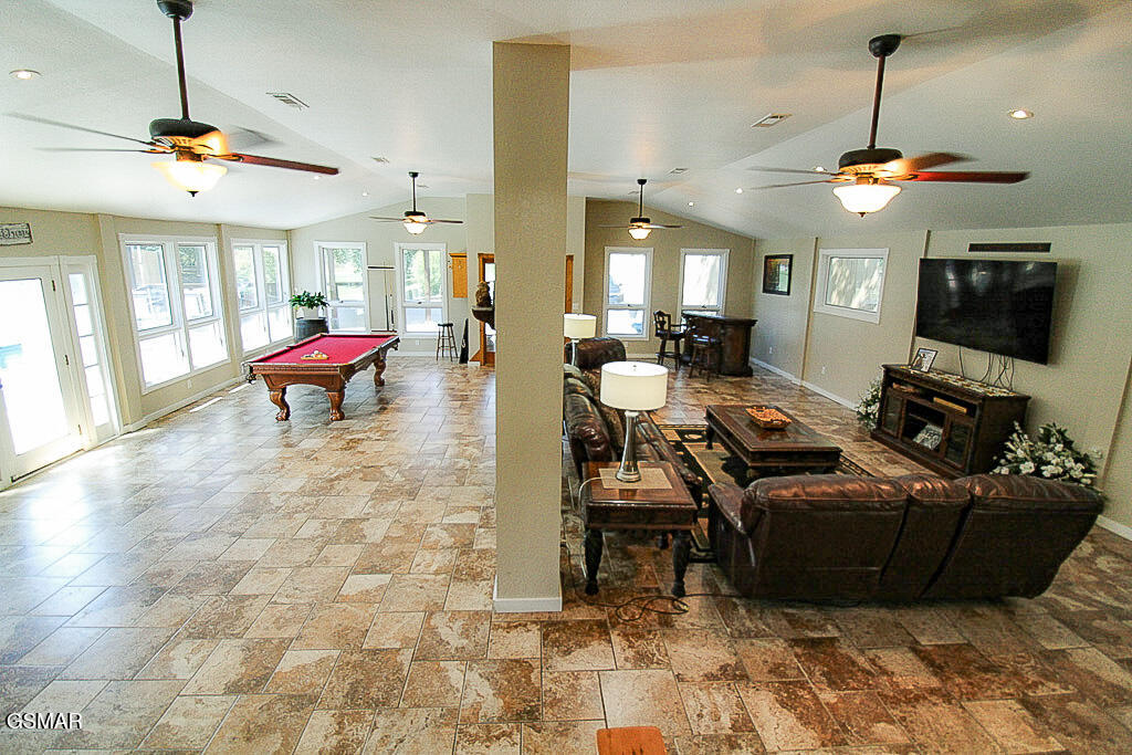 898 Lake View Loop Sevierville TN 37876