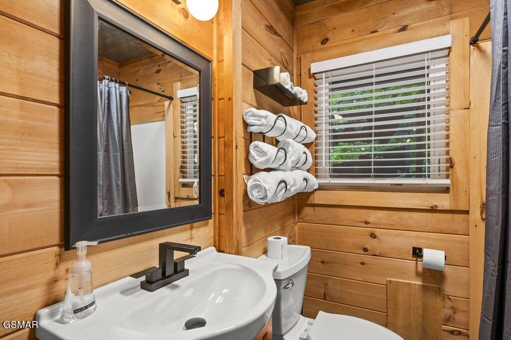 907 Ski Mountain Road Gatlinburg TN 37738