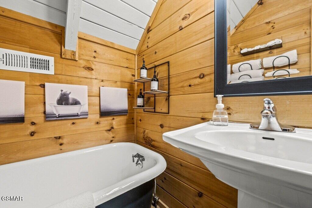 907 Ski Mountain Road Gatlinburg TN 37738