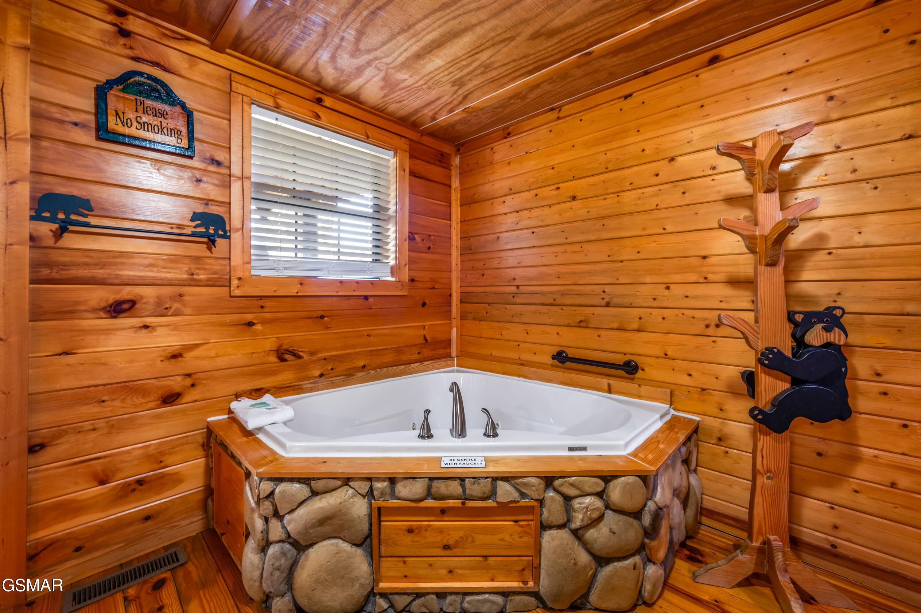 4154 Evans Chapel Road Sevierville TN 37876