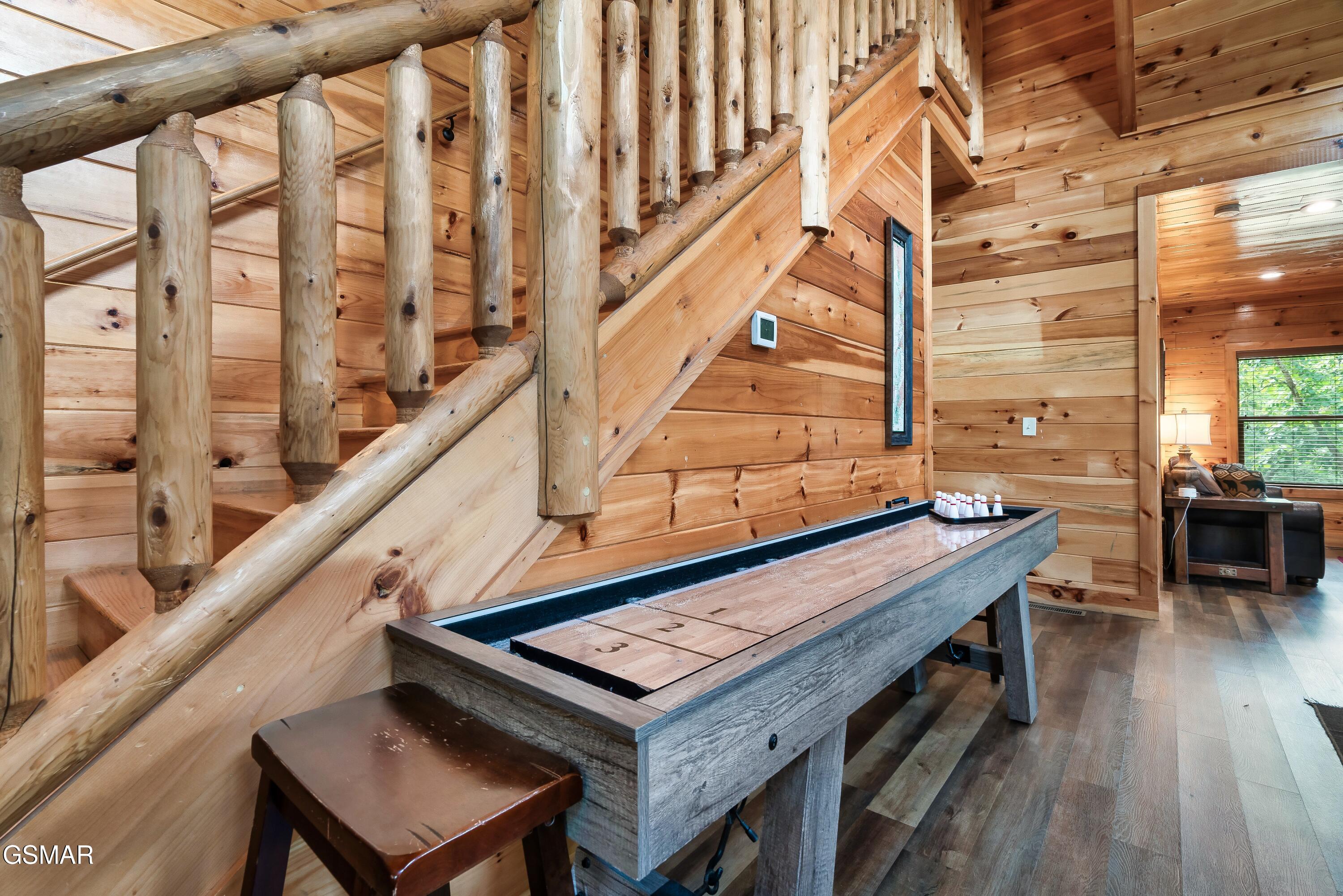 2180 Bear Haven Way Sevierville TN 37862