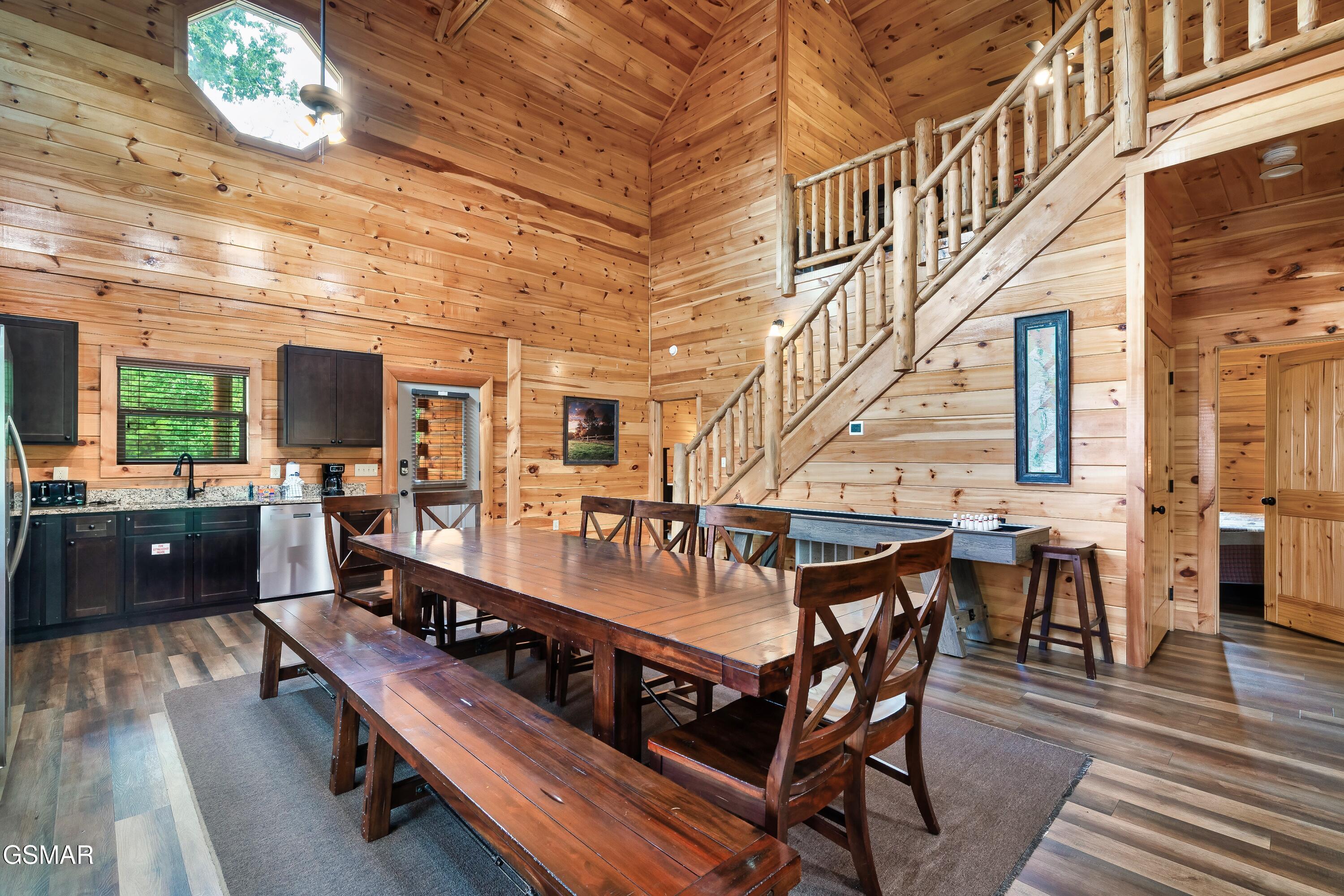 2180 Bear Haven Way Sevierville TN 37862