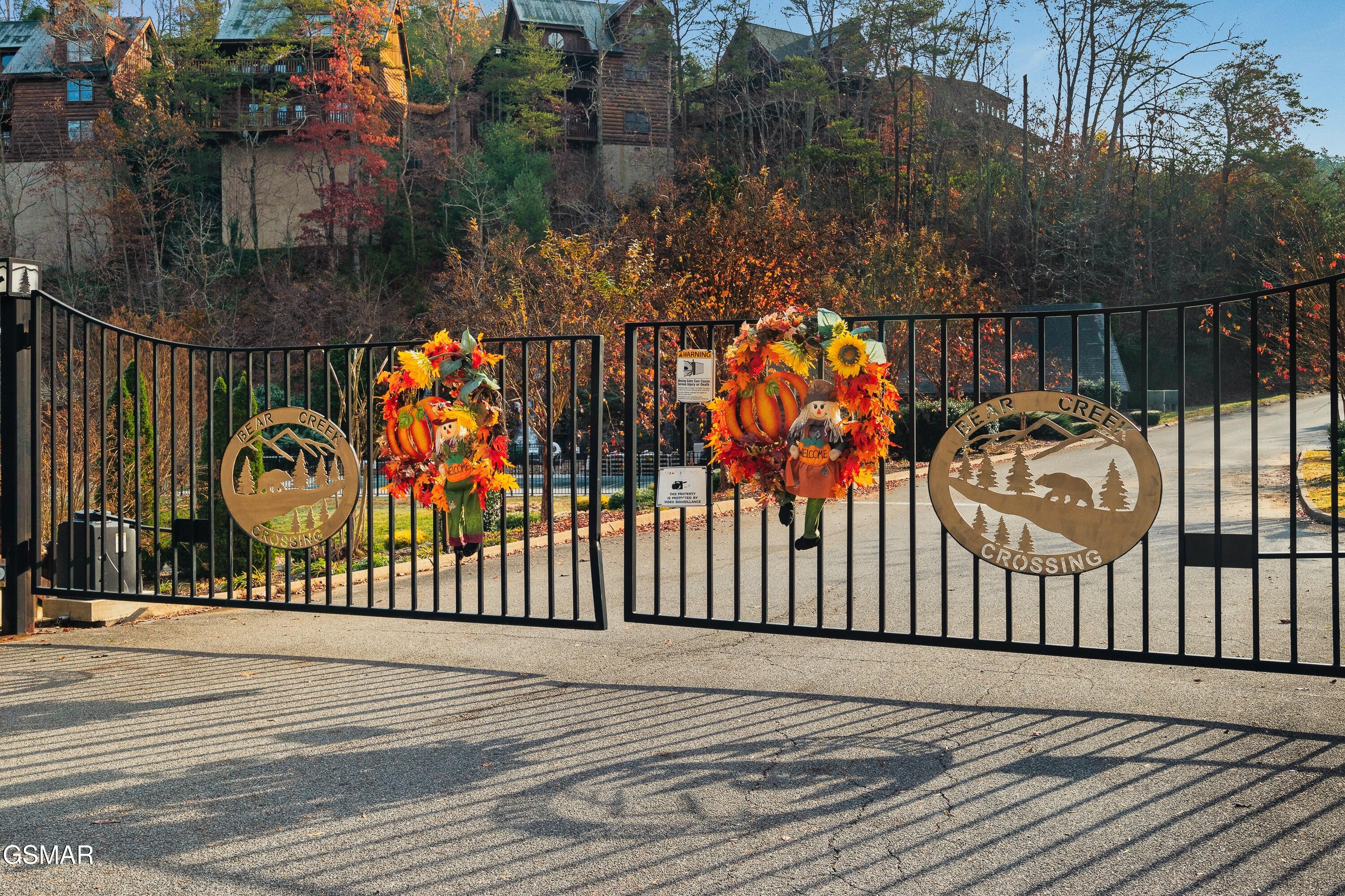 2180 Bear Haven Way Sevierville TN 37862