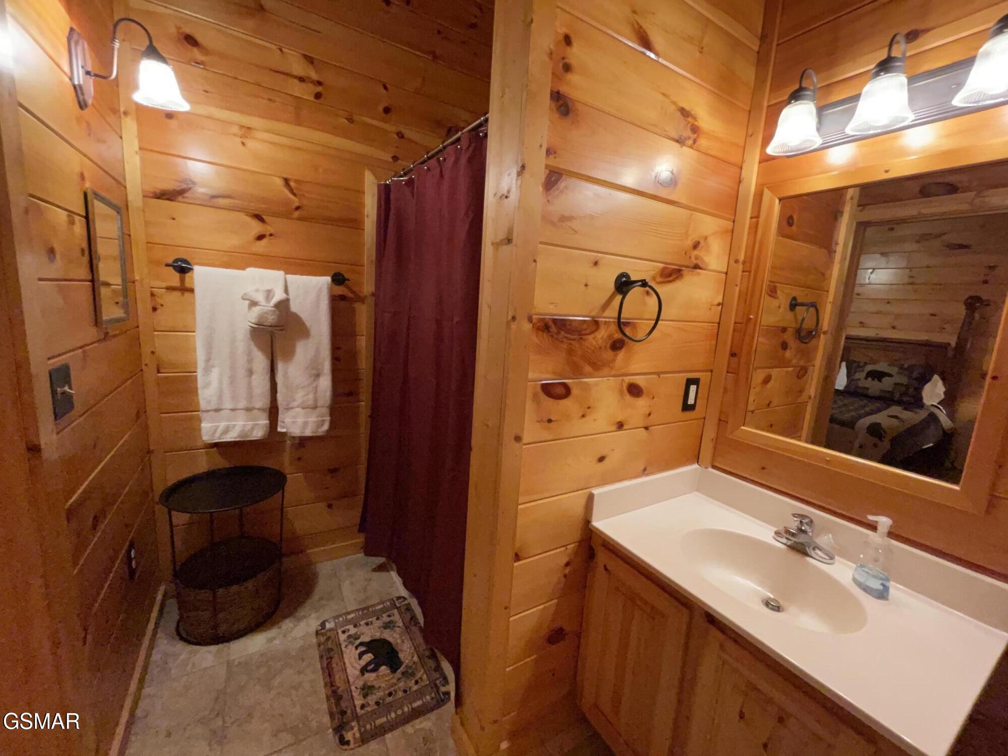4620 Nottingham Heights Way Pigeon Forge TN 37863