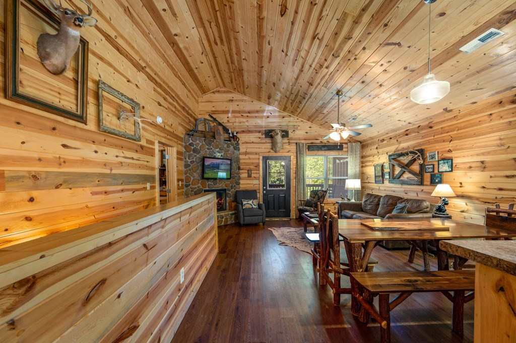 426 Alpine Mountain Way Pigeon Forge TN 37863