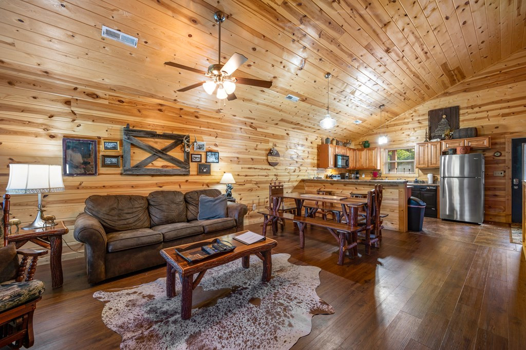 426 Alpine Mountain Way Pigeon Forge TN 37863