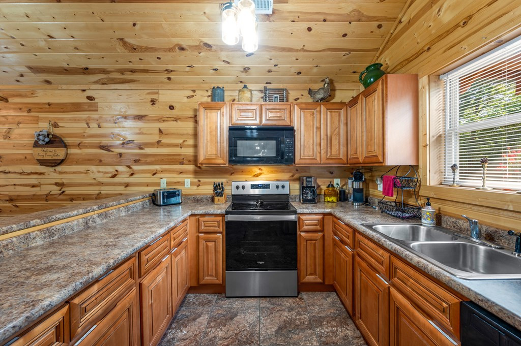 426 Alpine Mountain Way Pigeon Forge TN 37863