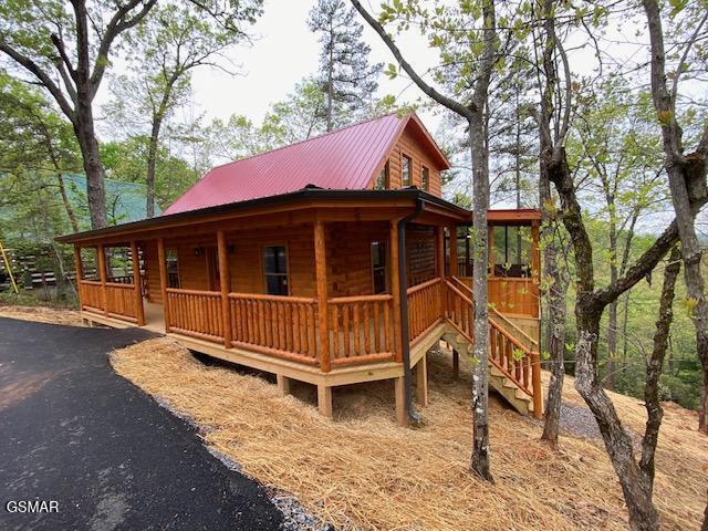 1915 Buckeye View Way Sevierville TN 37876