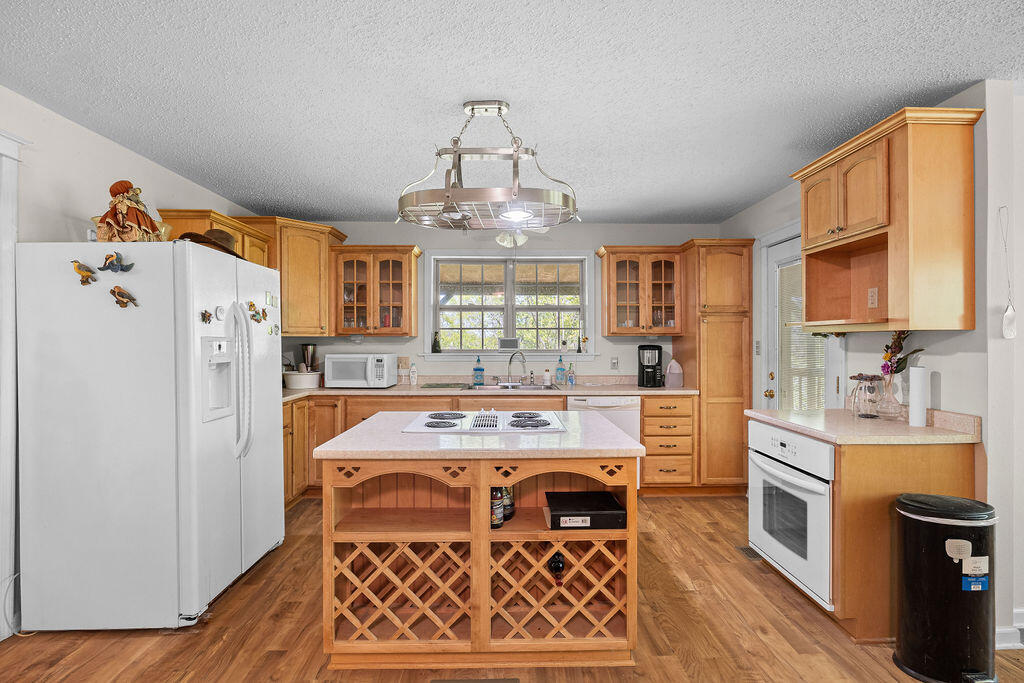 3640 Vixen Way Cosby TN 37722