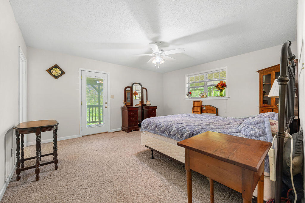 3640 Vixen Way Cosby TN 37722