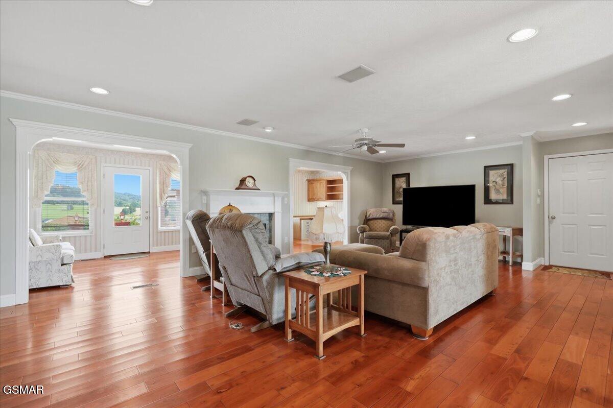 435 Independence Drive Jefferson City TN 37760