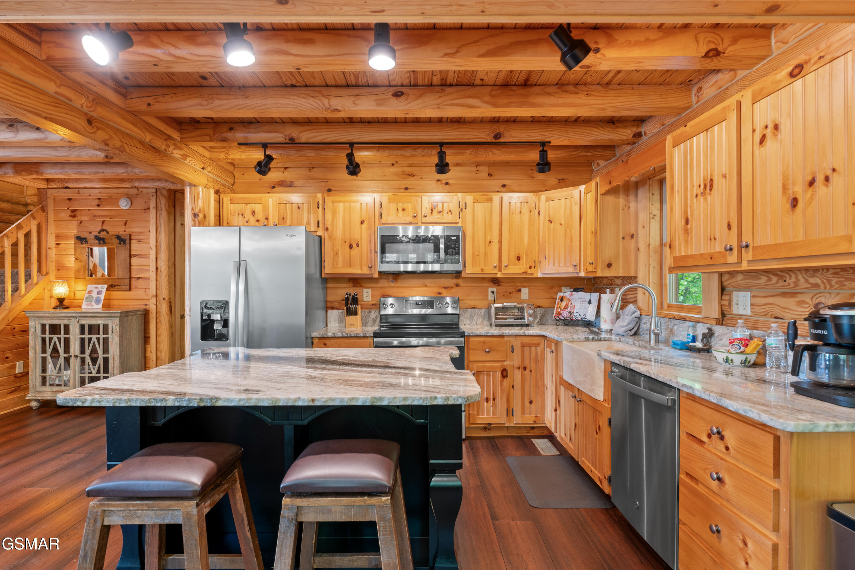 503 Deer Path Lane Gatlinburg TN 37738
