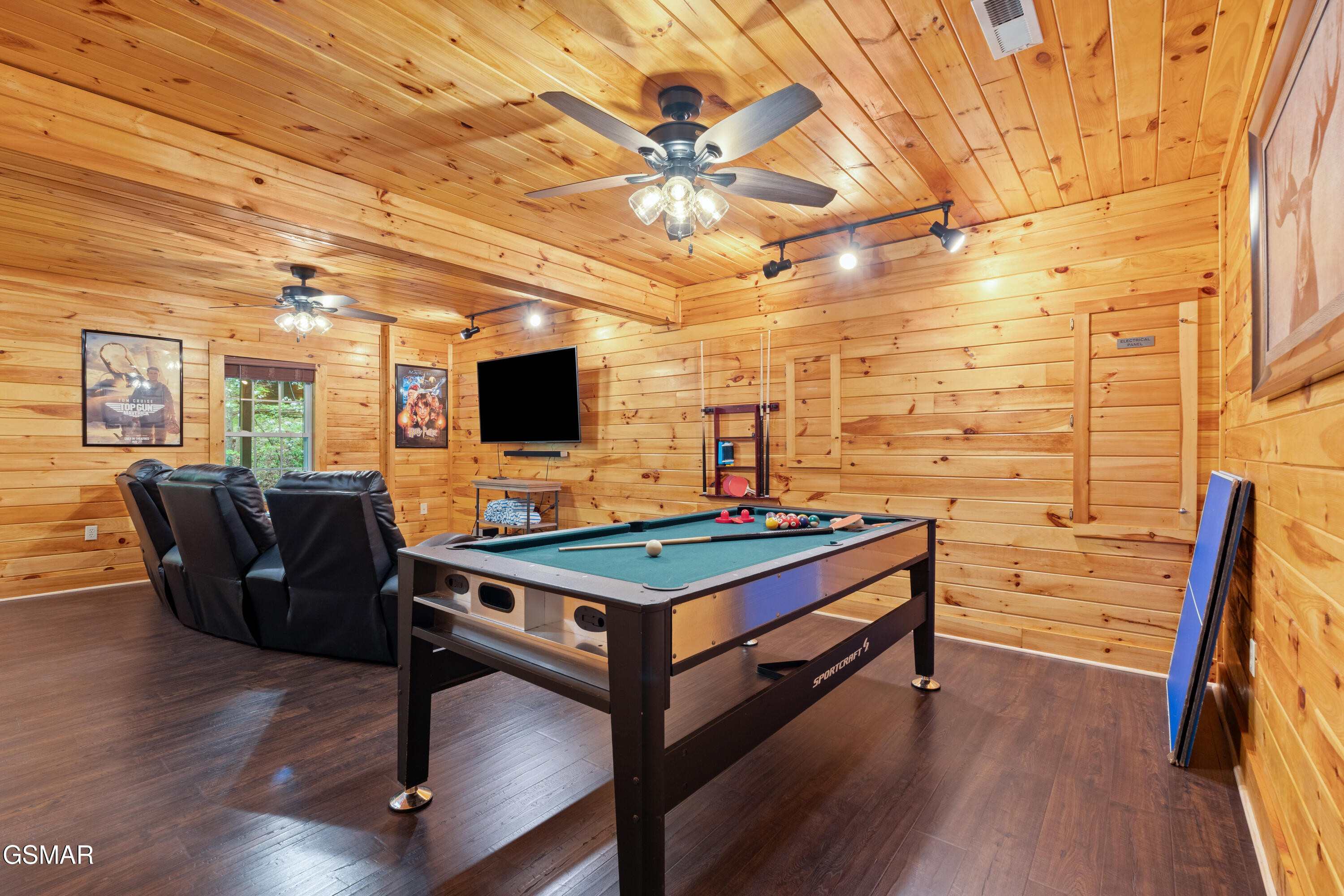503 Deer Path Lane Gatlinburg TN 37738