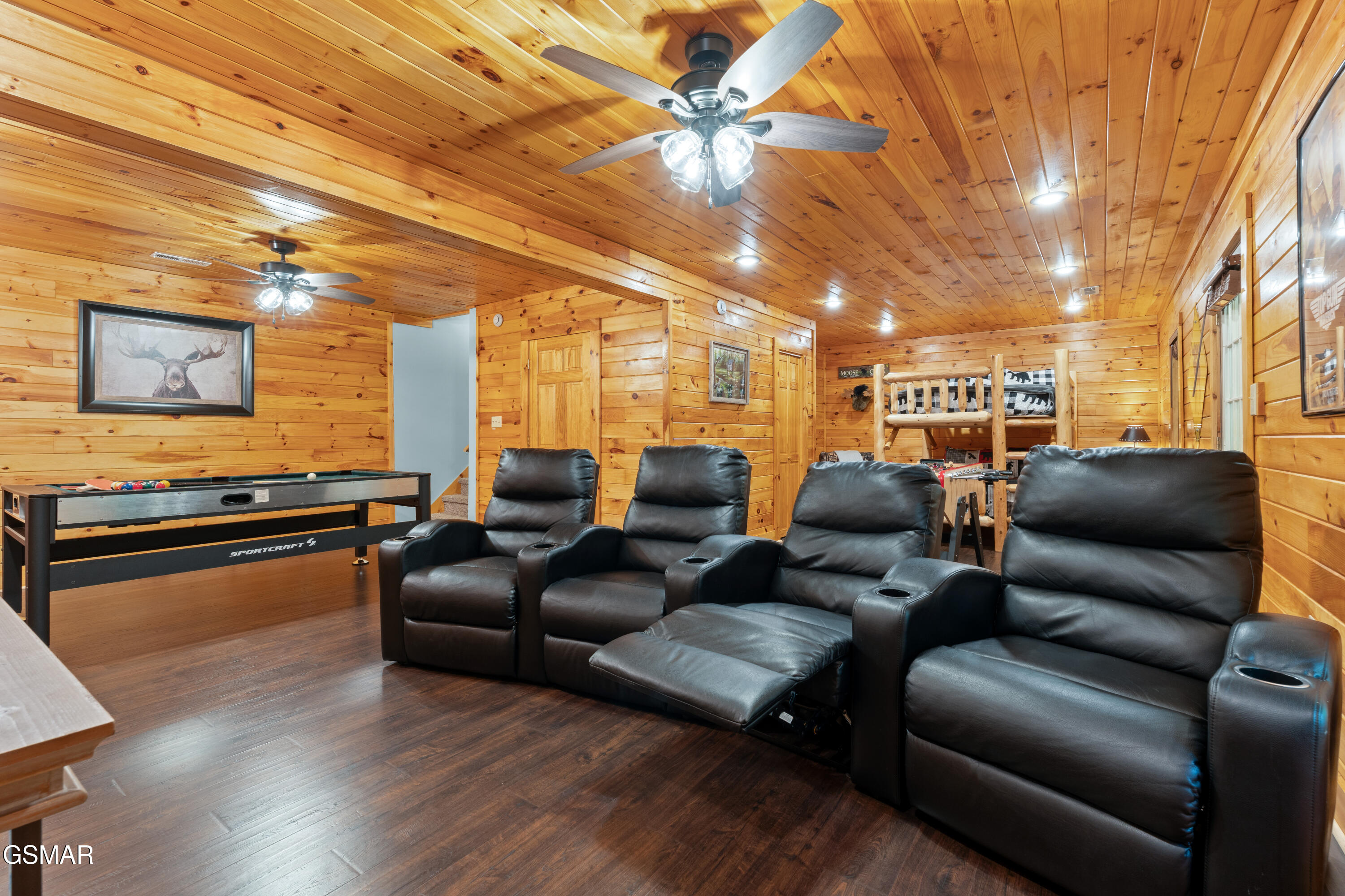 503 Deer Path Lane Gatlinburg TN 37738