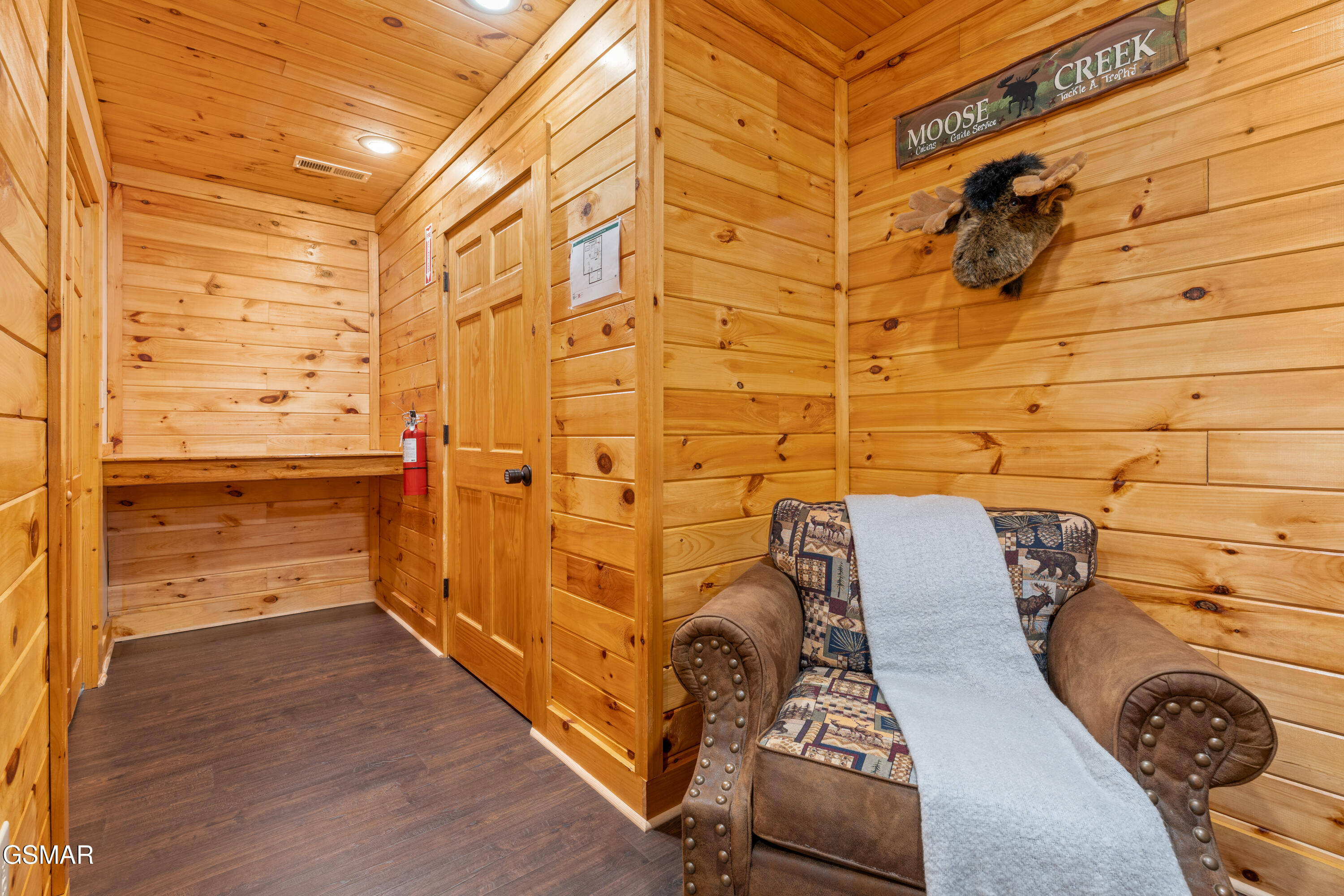 503 Deer Path Lane Gatlinburg TN 37738