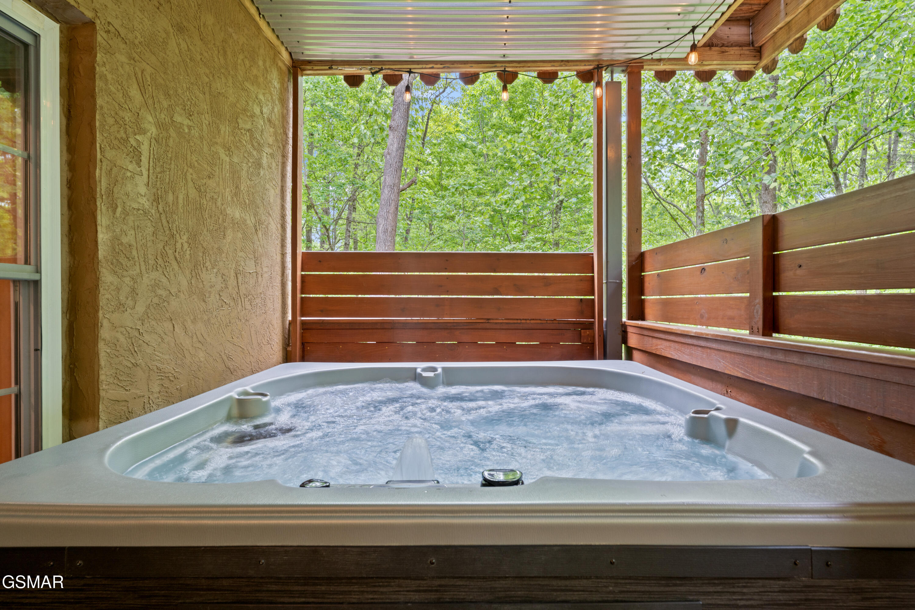 503 Deer Path Lane Gatlinburg TN 37738