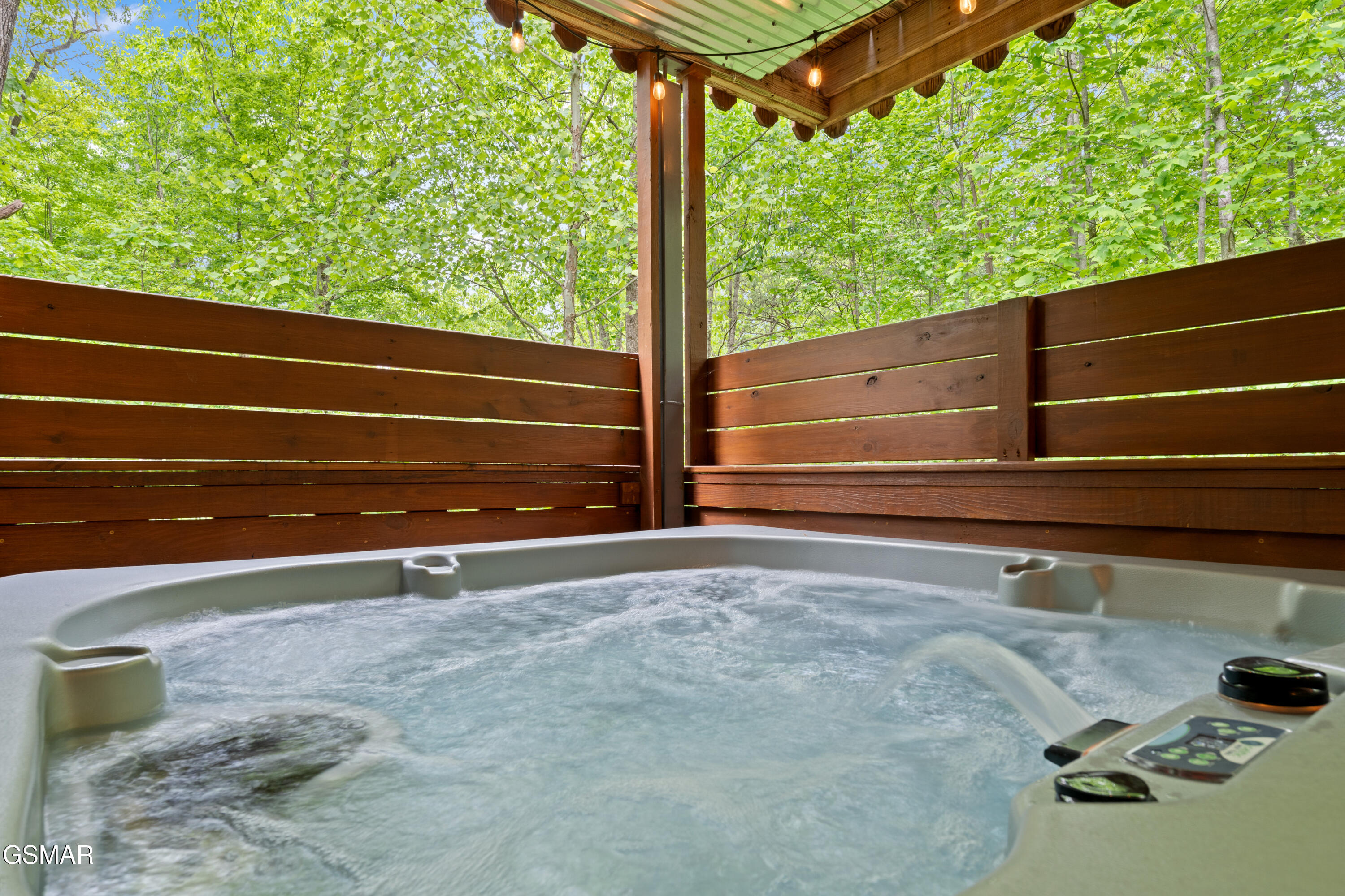 503 Deer Path Lane Gatlinburg TN 37738