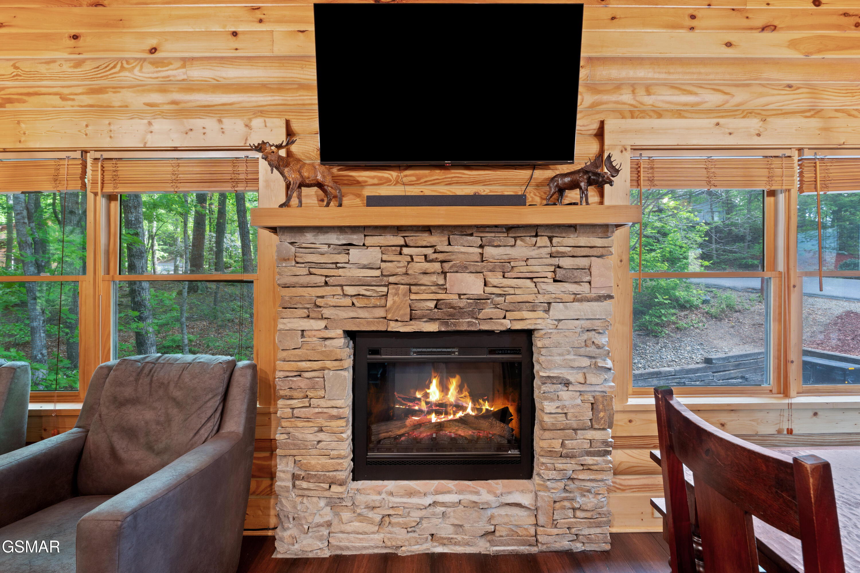 503 Deer Path Lane Gatlinburg TN 37738