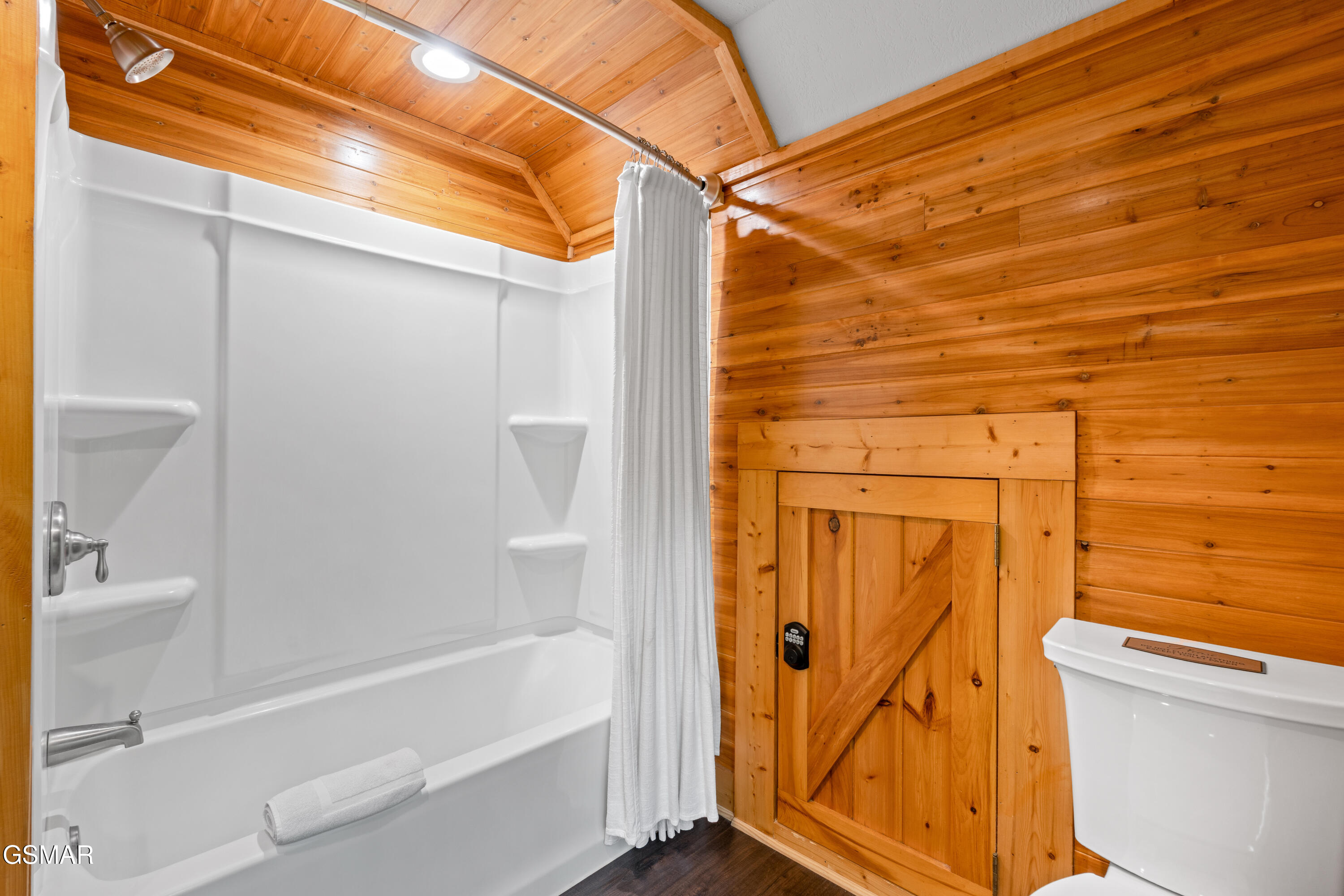 503 Deer Path Lane Gatlinburg TN 37738