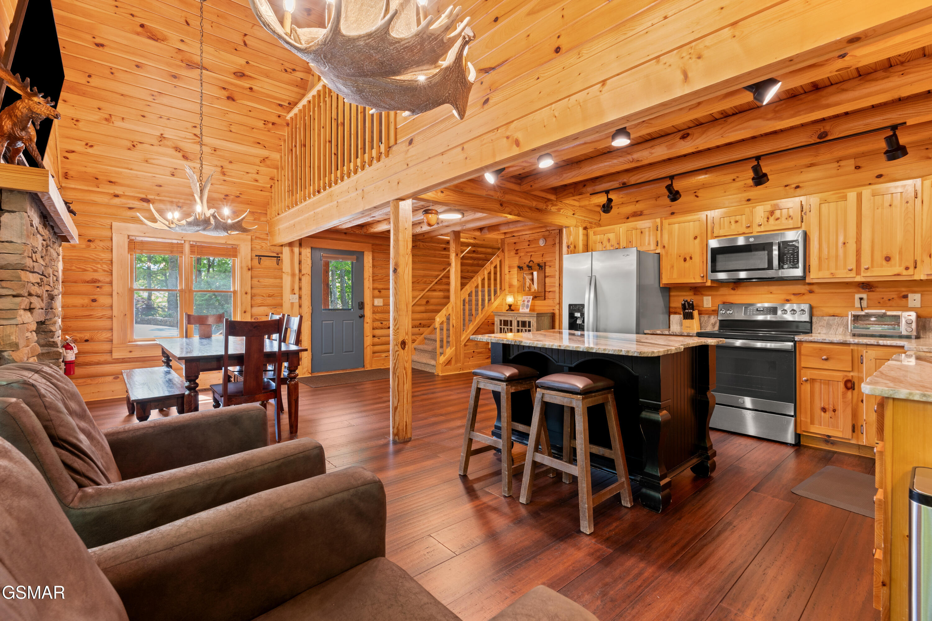 503 Deer Path Lane Gatlinburg TN 37738