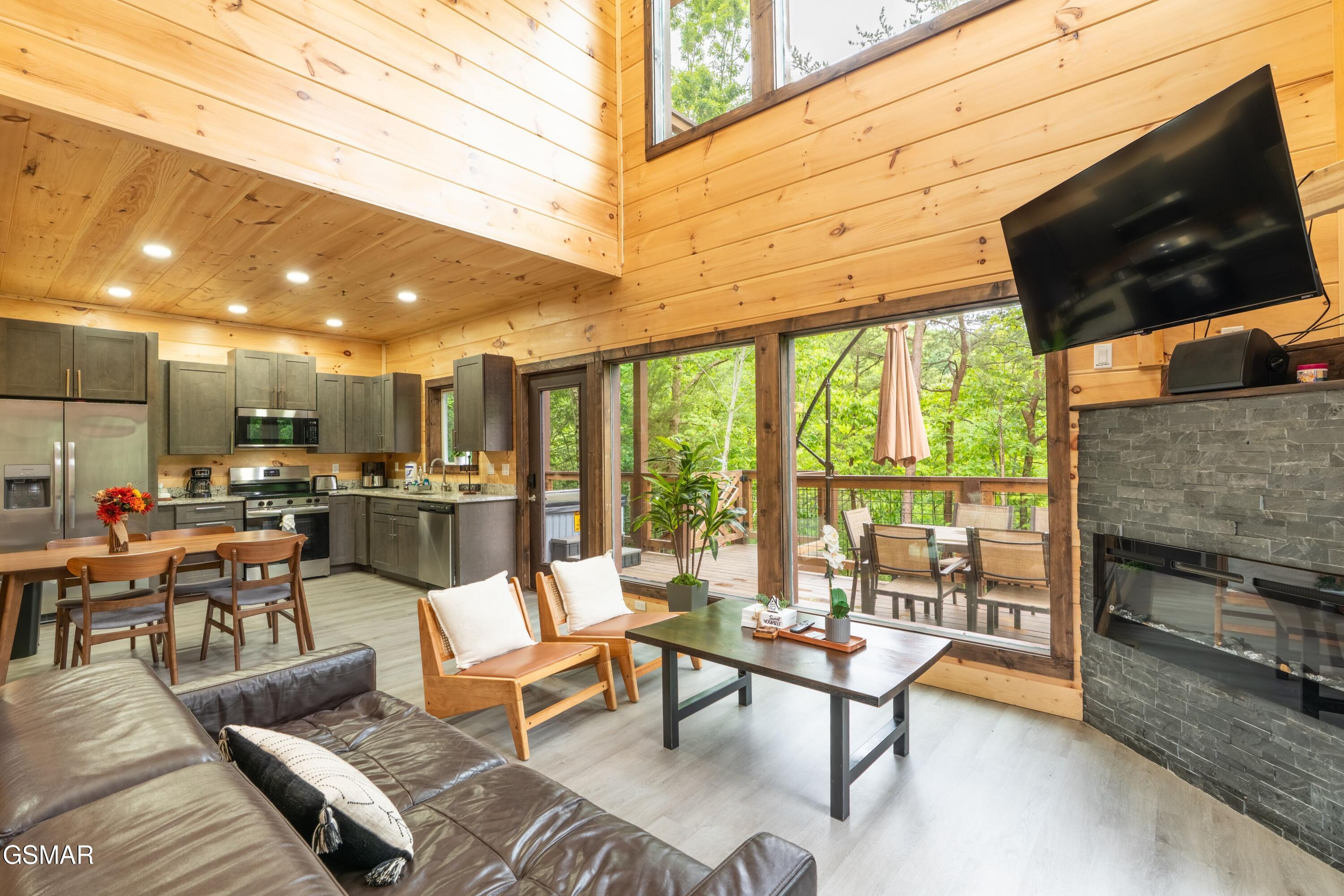 111 Little Round Top Lane Townsend TN 37882