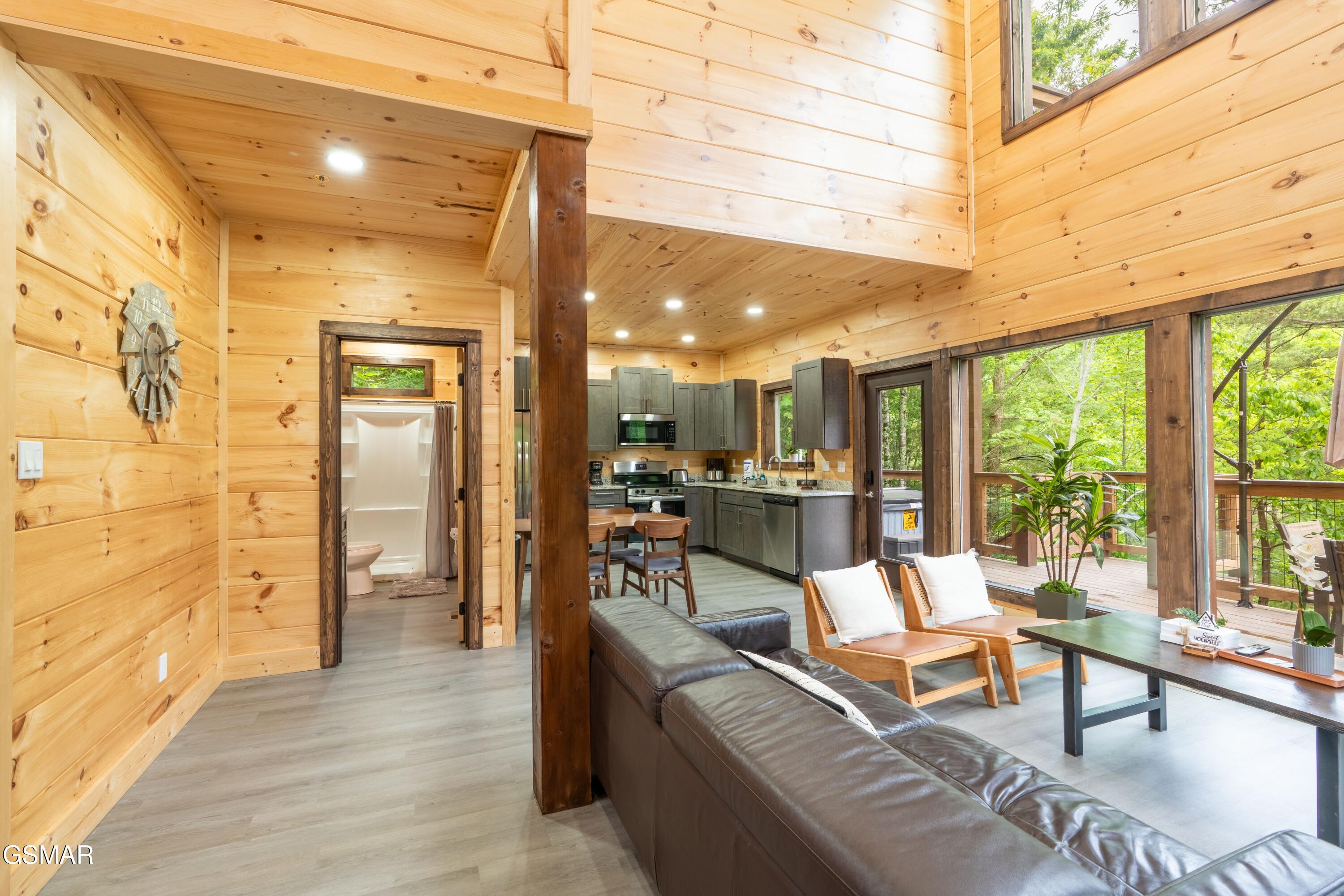 111 Little Round Top Lane Townsend TN 37882