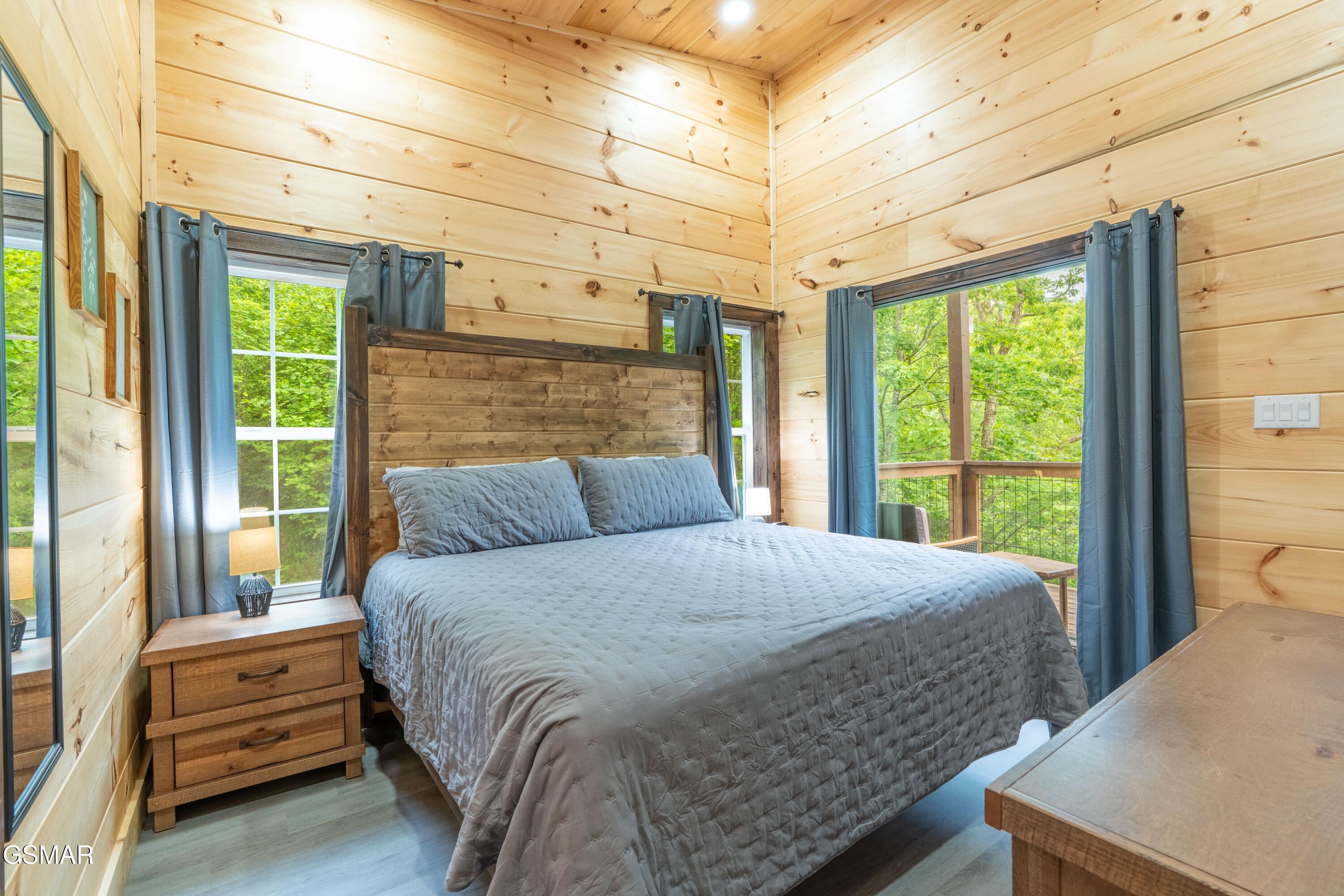 111 Little Round Top Lane Townsend TN 37882