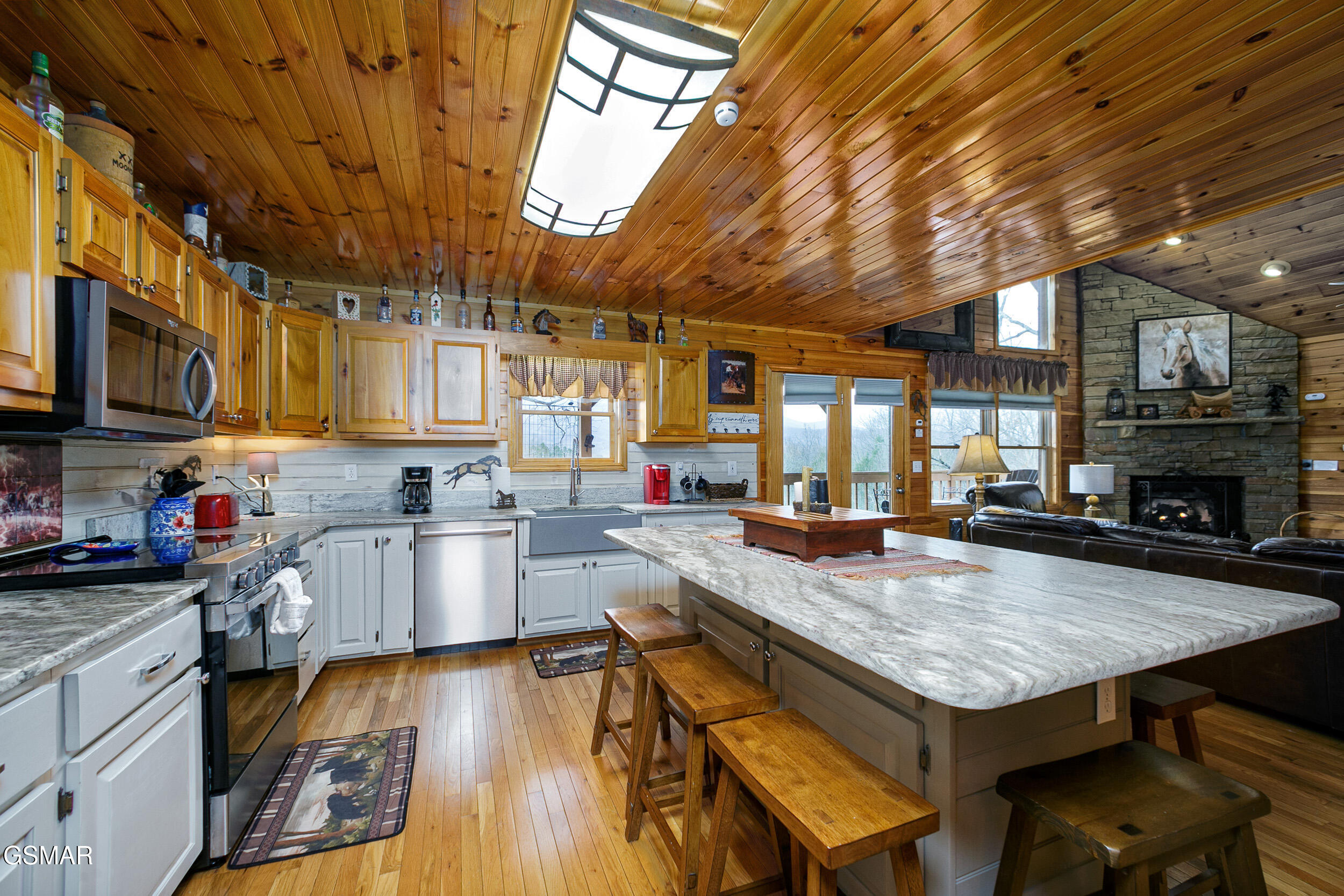 2314 Backwoods Way Gatlinburg TN 37738