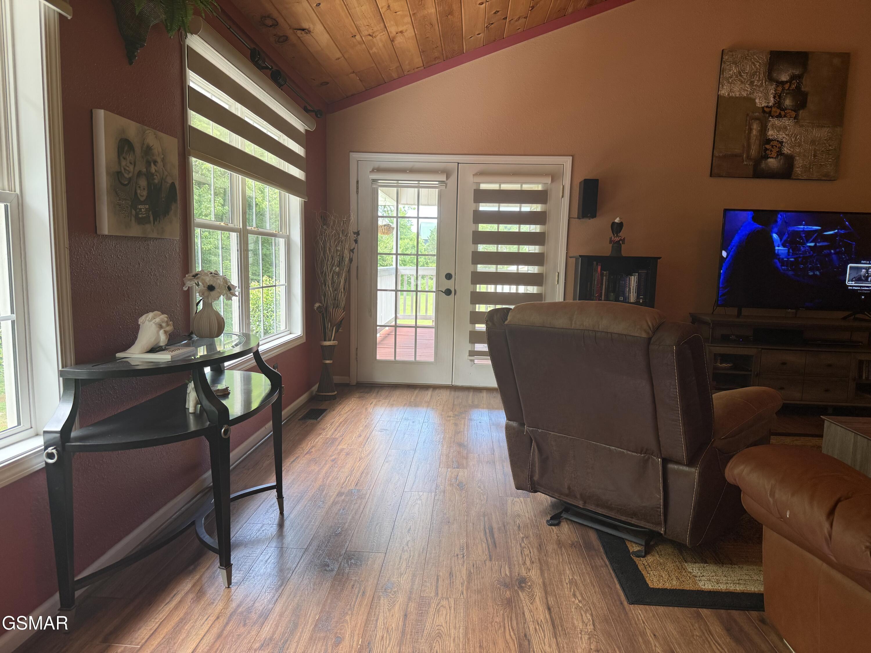 747 Gists Creek Road Sevierville TN 37876