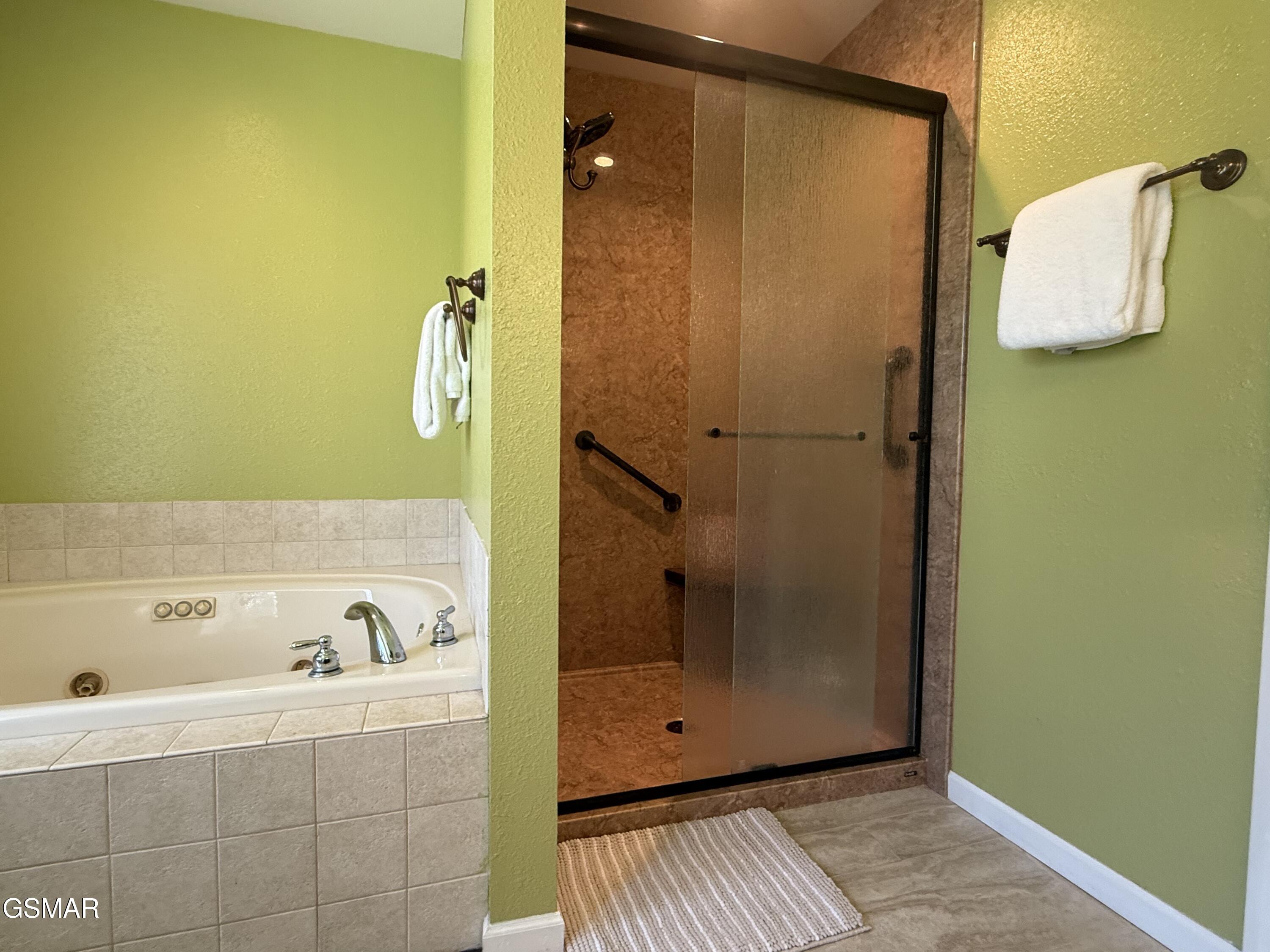 747 Gists Creek Road Sevierville TN 37876