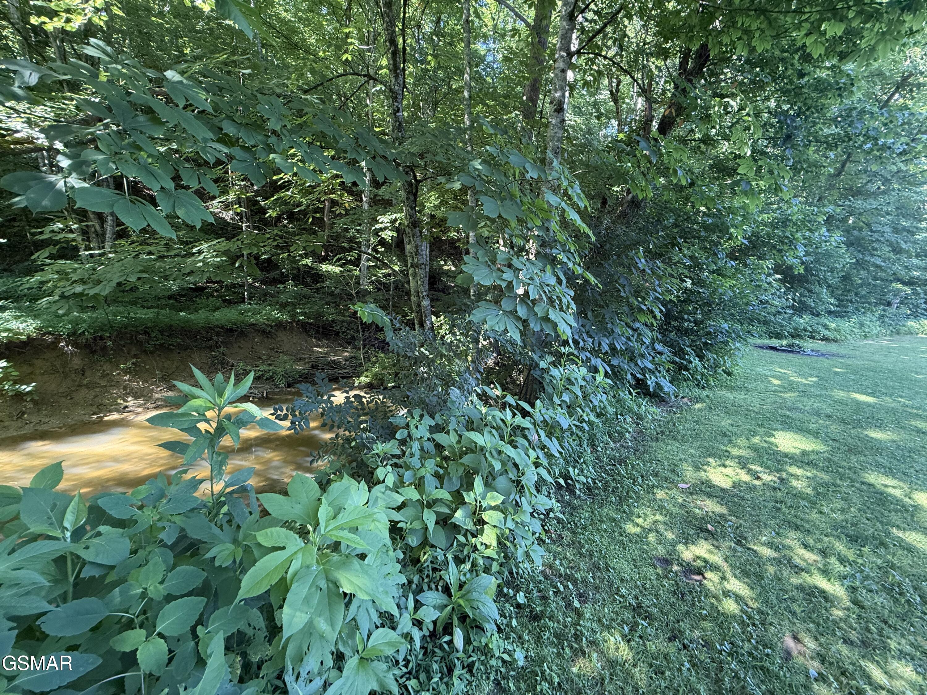 747 Gists Creek Road Sevierville TN 37876