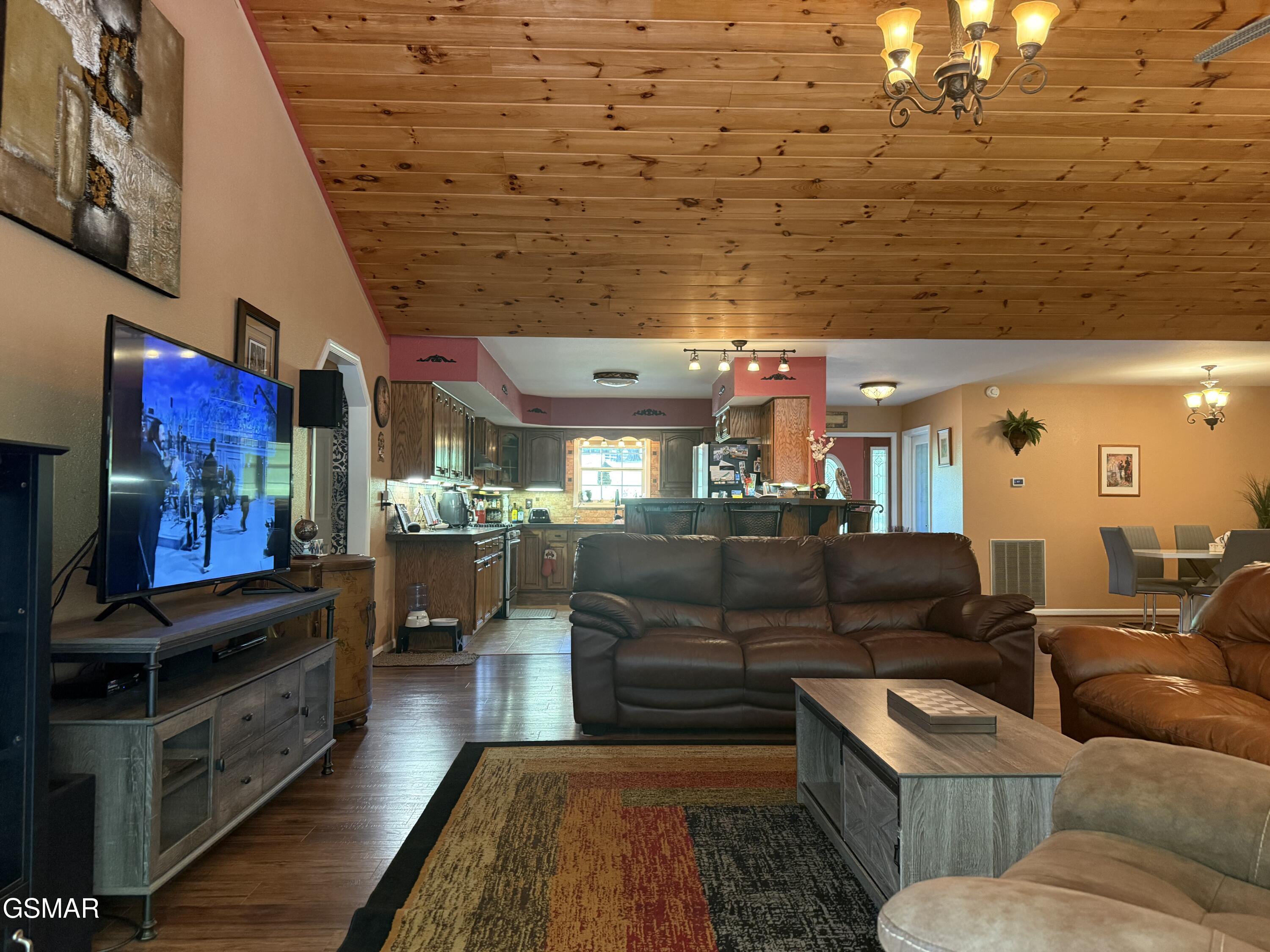 747 Gists Creek Road Sevierville TN 37876