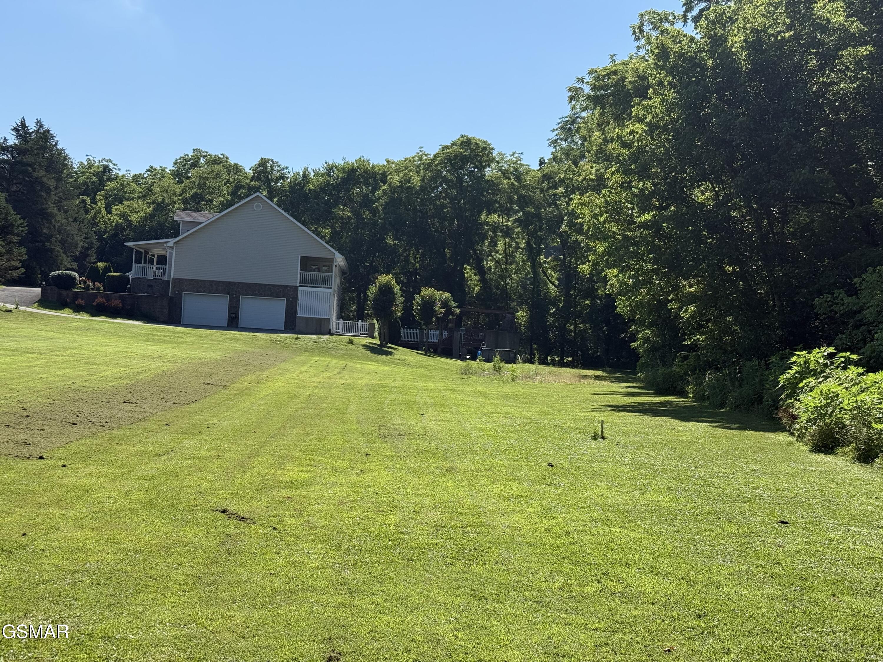 747 Gists Creek Road Sevierville TN 37876