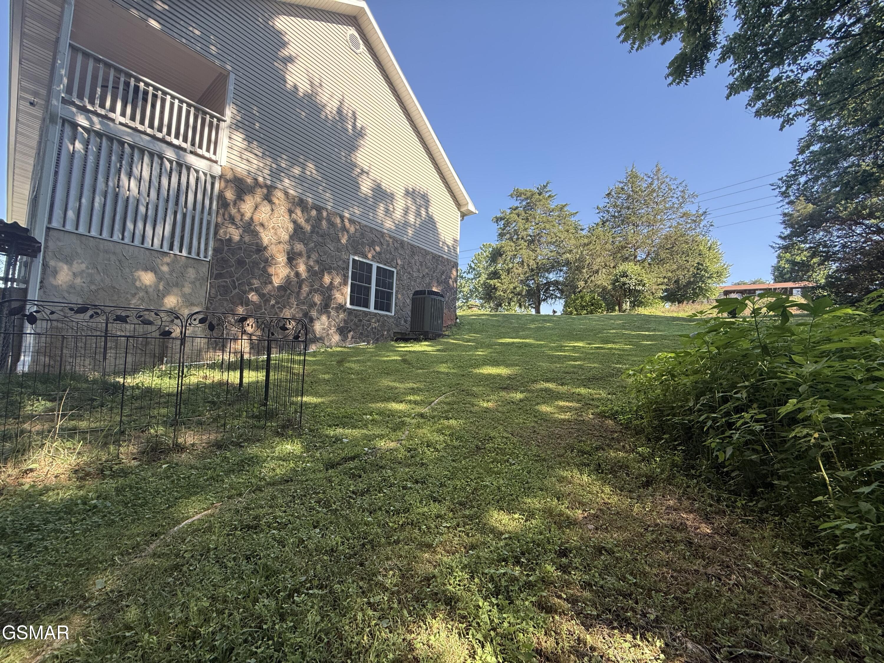 747 Gists Creek Road Sevierville TN 37876