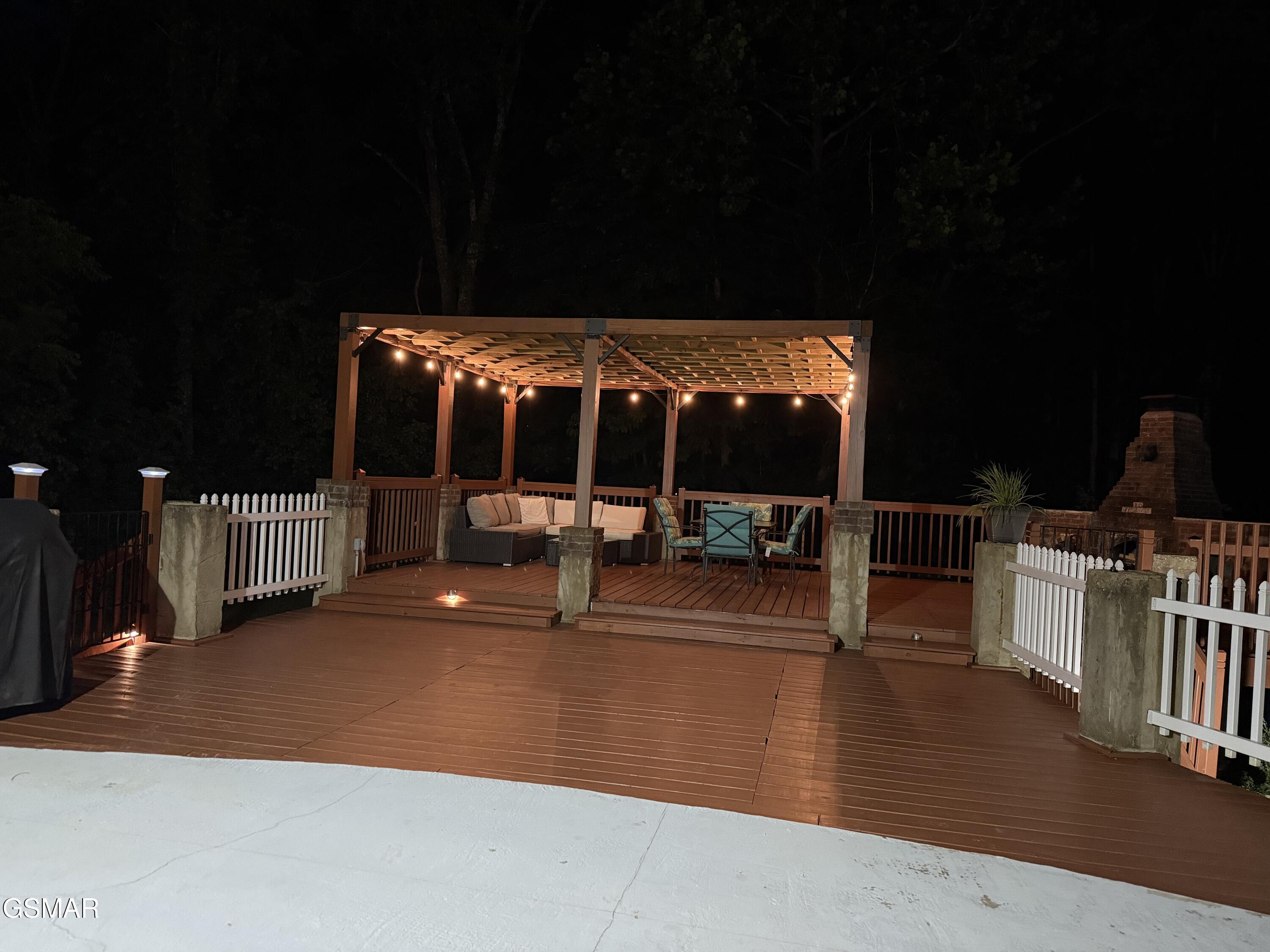 747 Gists Creek Road Sevierville TN 37876
