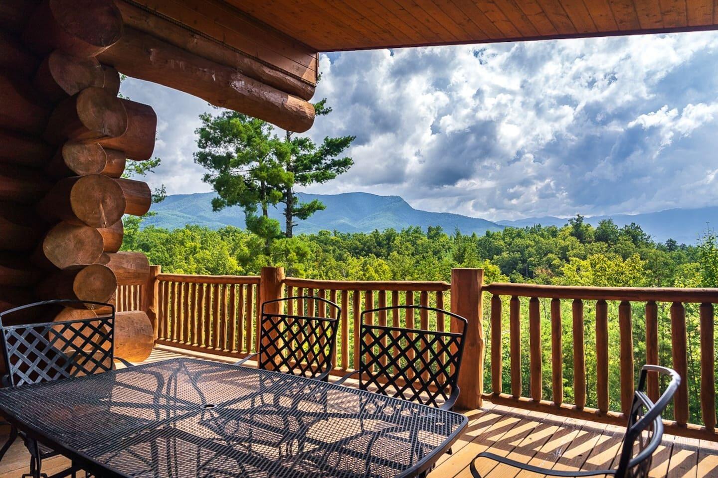 618 Big Bear Ridge Road Gatlinburg TN 37738