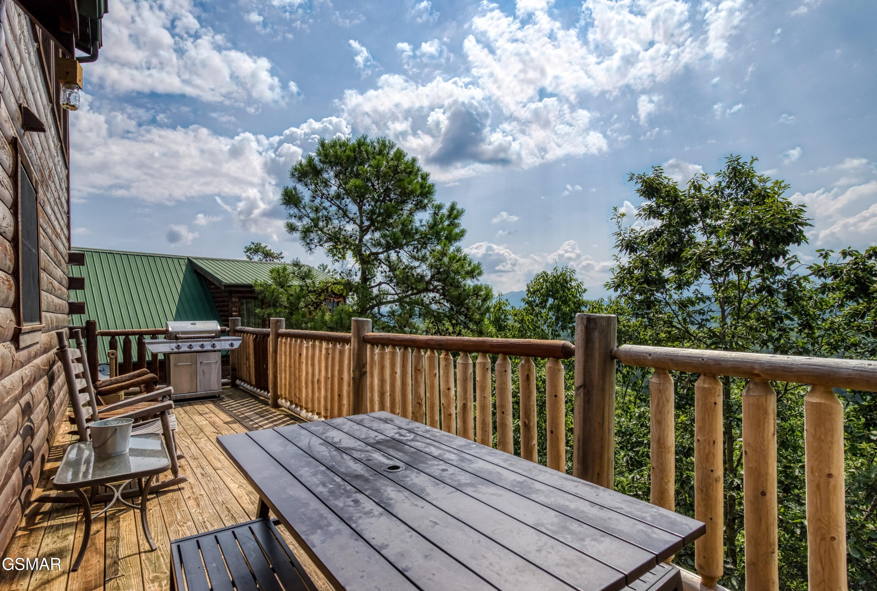 2251 Upper Middle Creek Road Sevierville TN 37876
