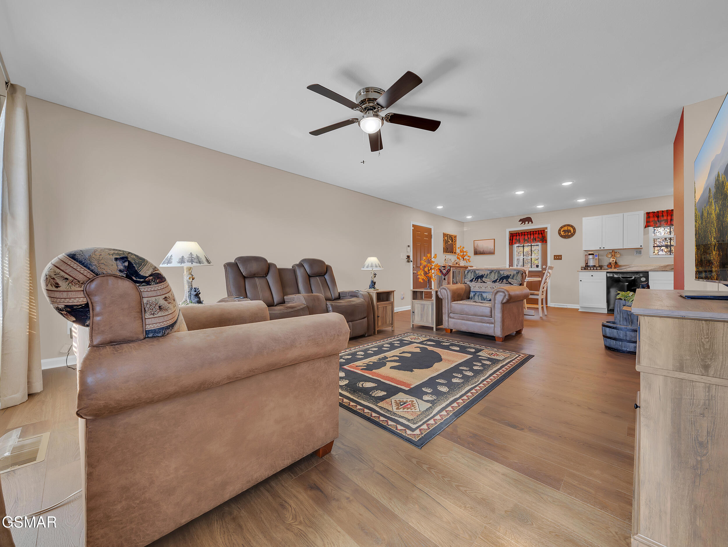 1044 Lake Smoky Road Sevierville TN 37876