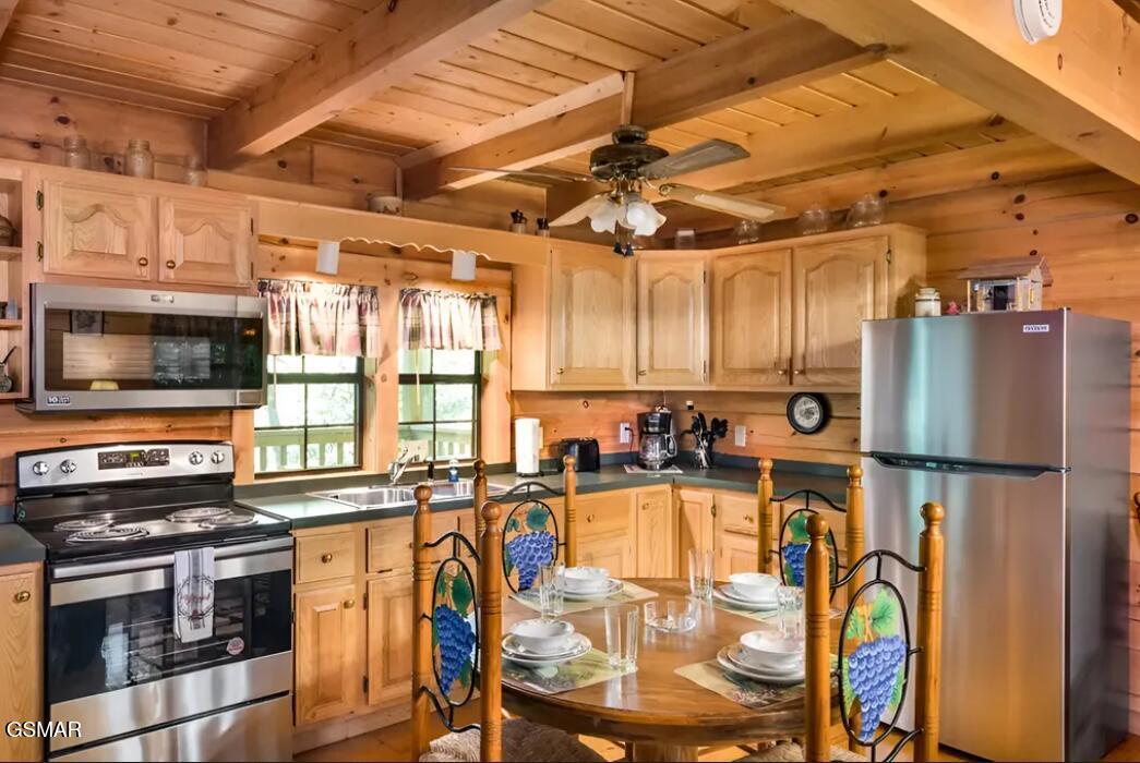 222 Limestone Way Cosby TN 37722