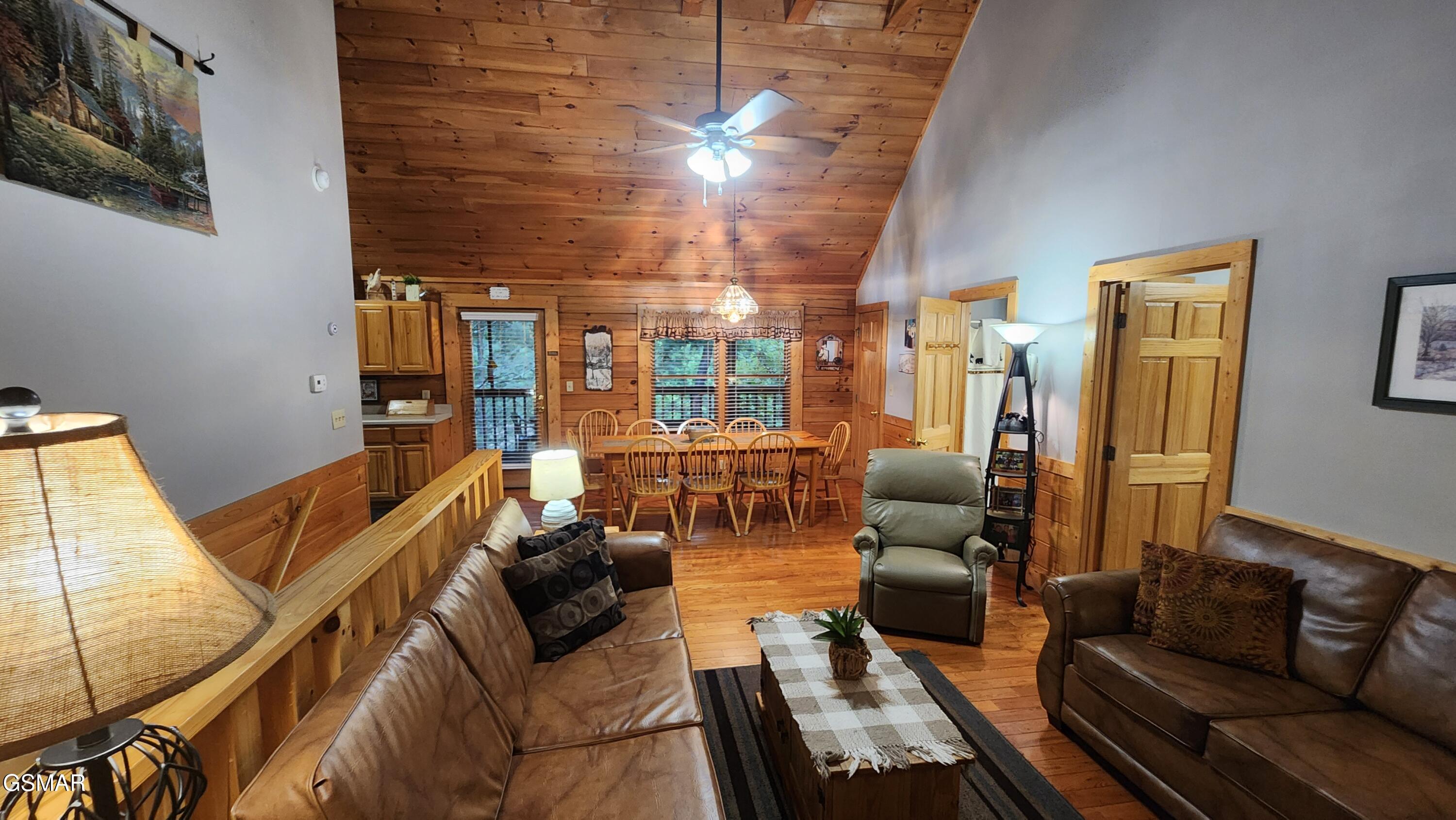 713 Golden Eagle Way Pigeon Forge TN 37863