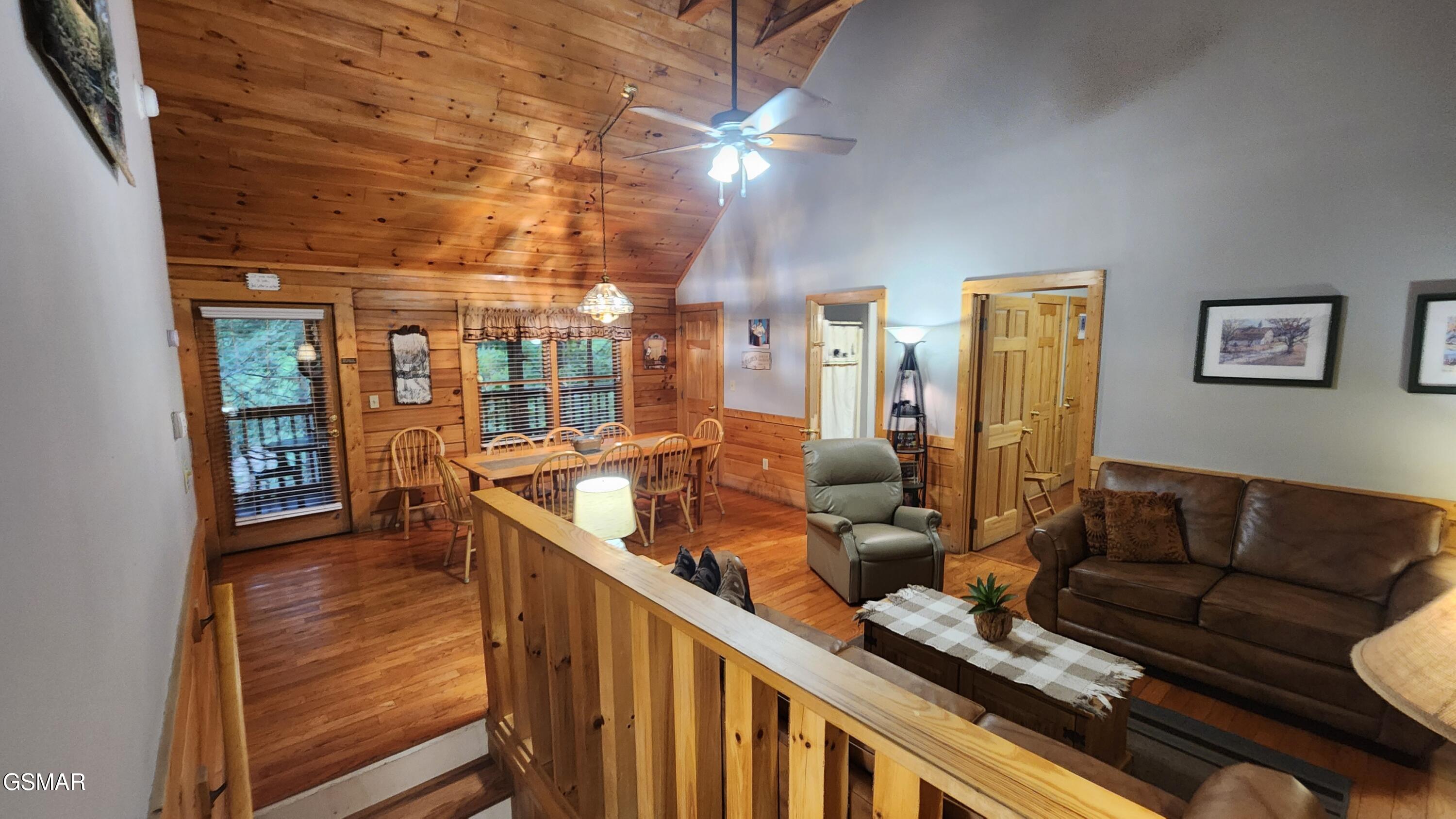 713 Golden Eagle Way Pigeon Forge TN 37863