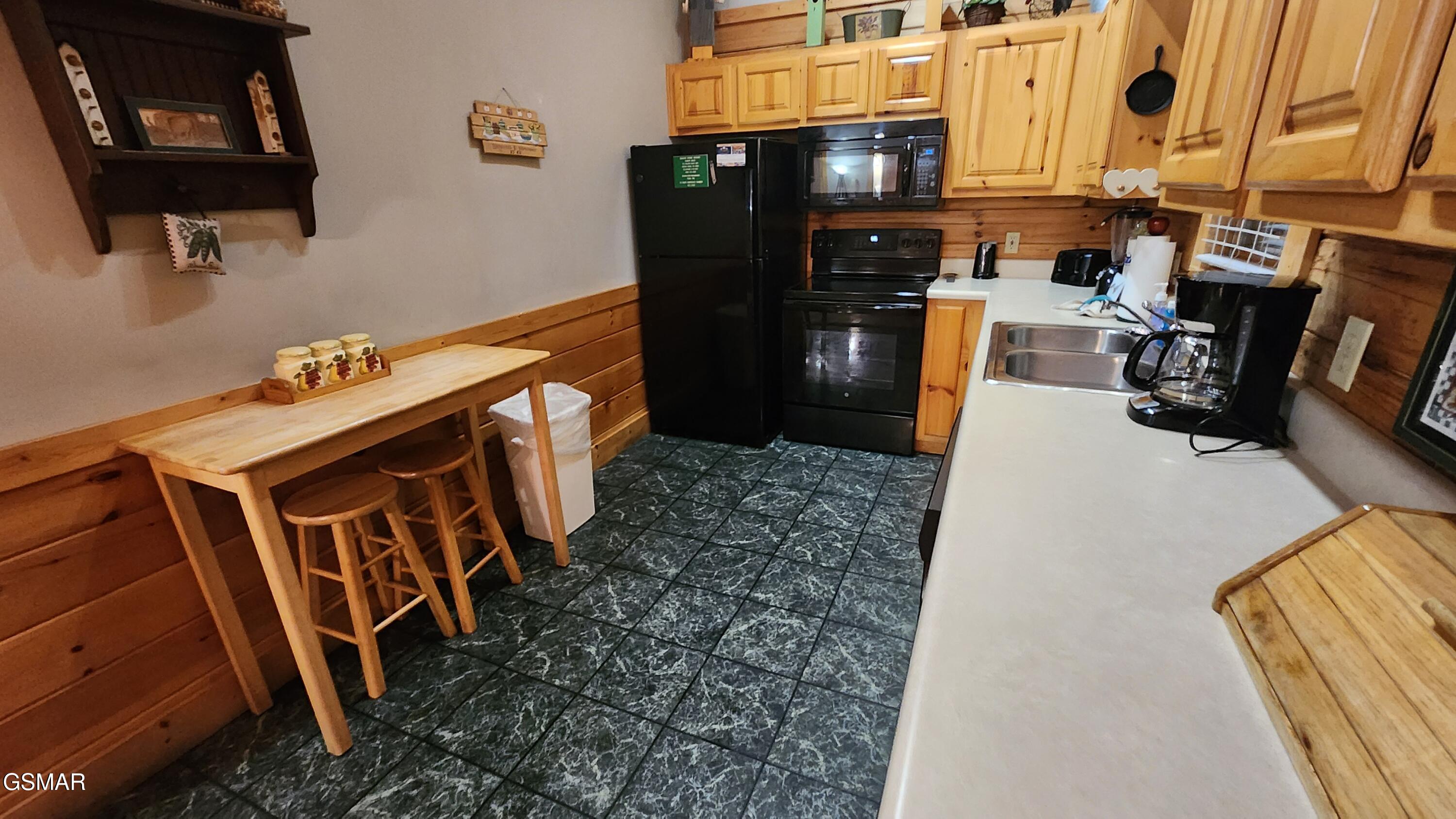 713 Golden Eagle Way Pigeon Forge TN 37863