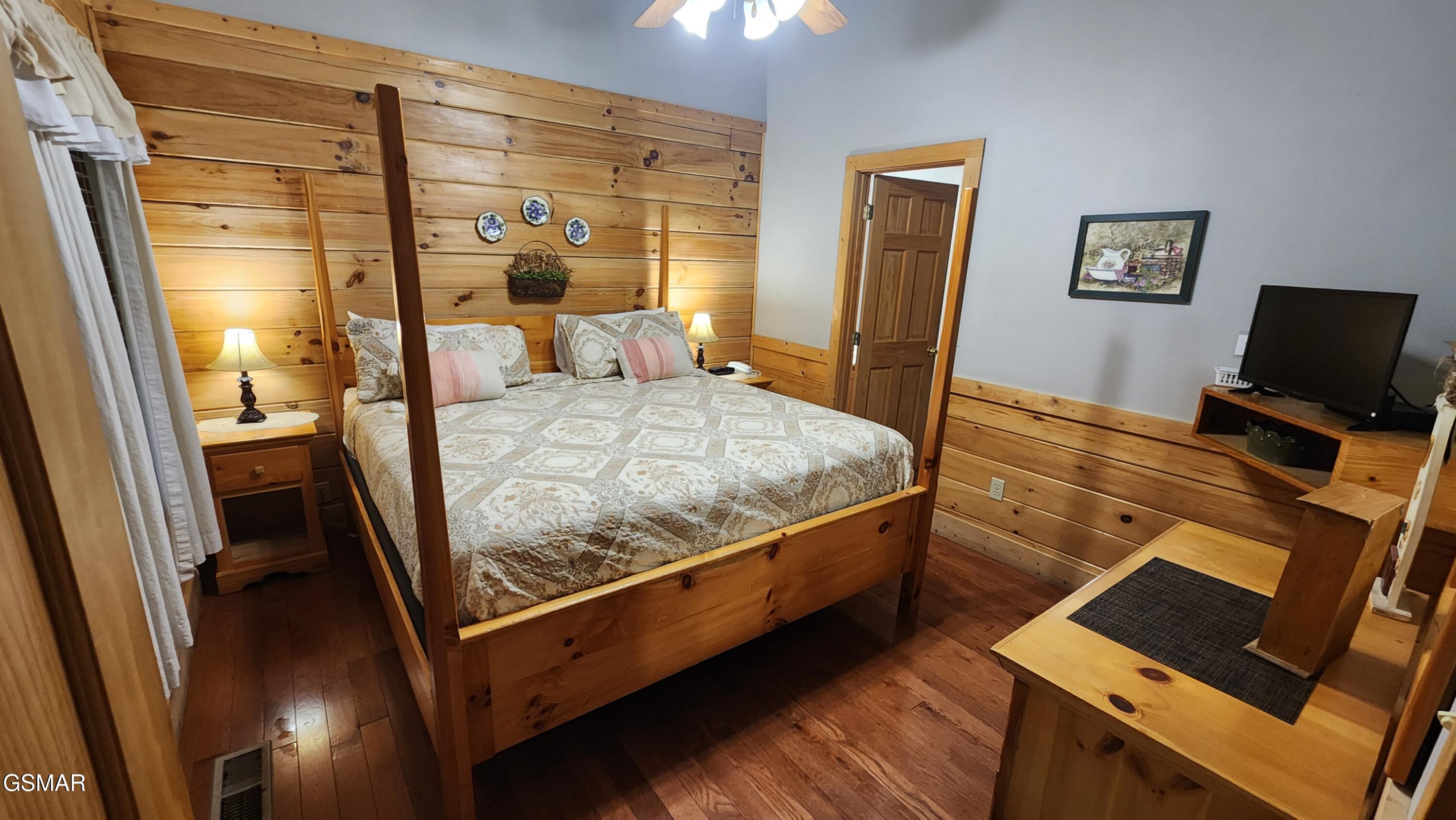 713 Golden Eagle Way Pigeon Forge TN 37863