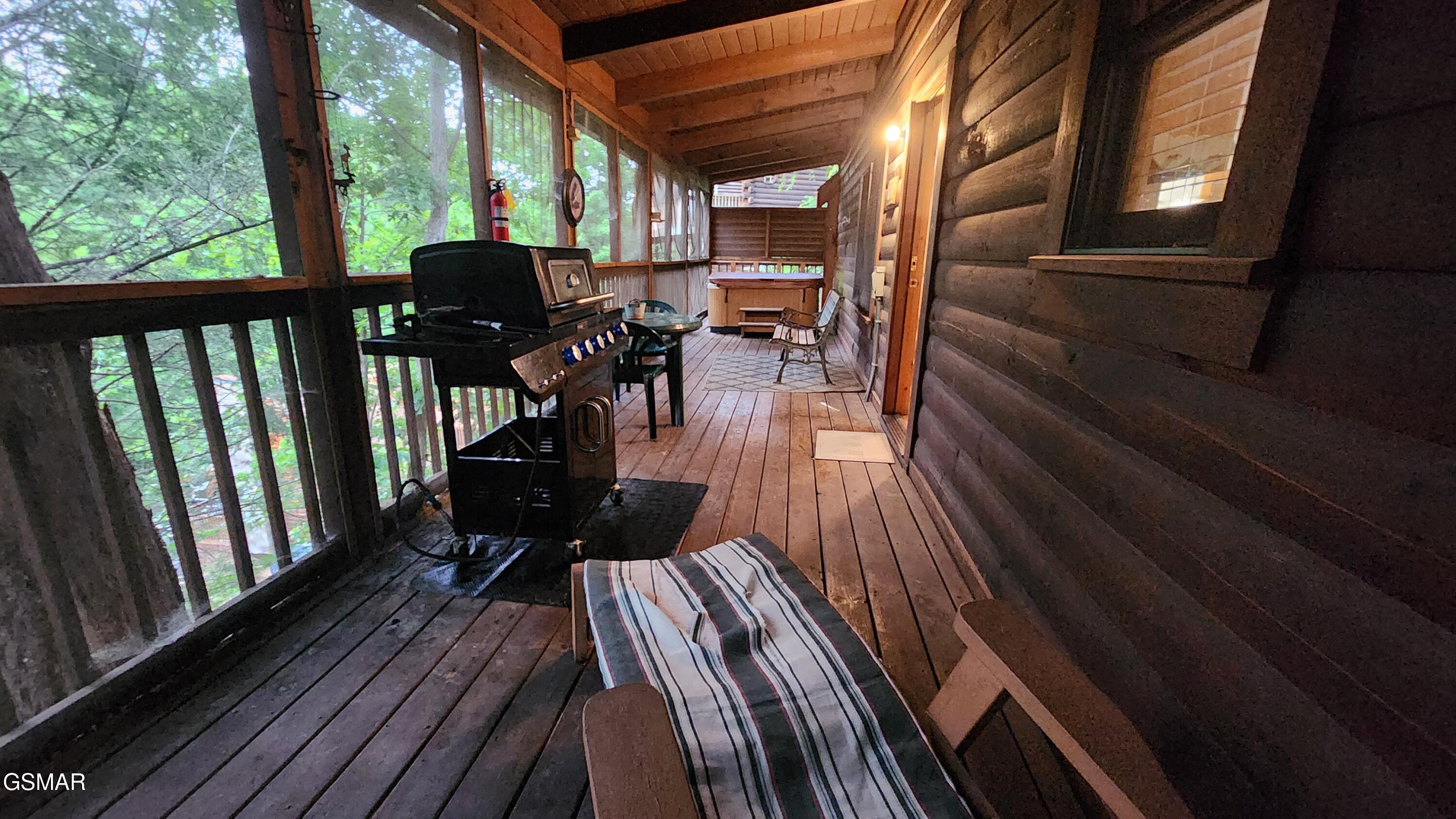 713 Golden Eagle Way Pigeon Forge TN 37863