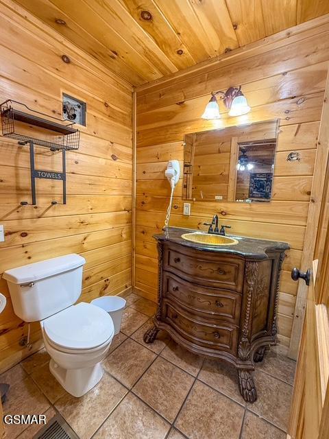 1044 Black Bear Cub Way Sevierville TN 37862