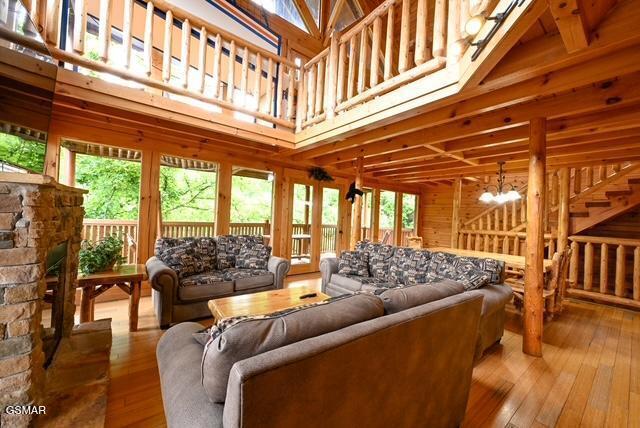 1044 Black Bear Cub Way Sevierville TN 37862