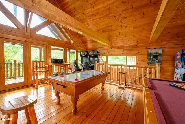 1044 Black Bear Cub Way Sevierville TN 37862