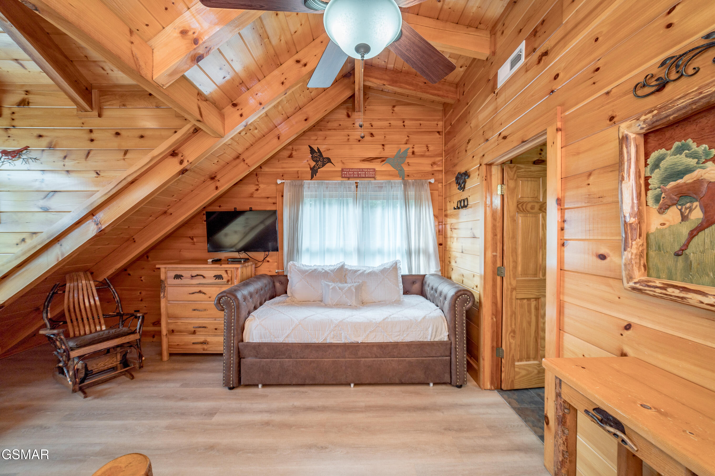 1119 N Trail Drive Sevierville TN 37862