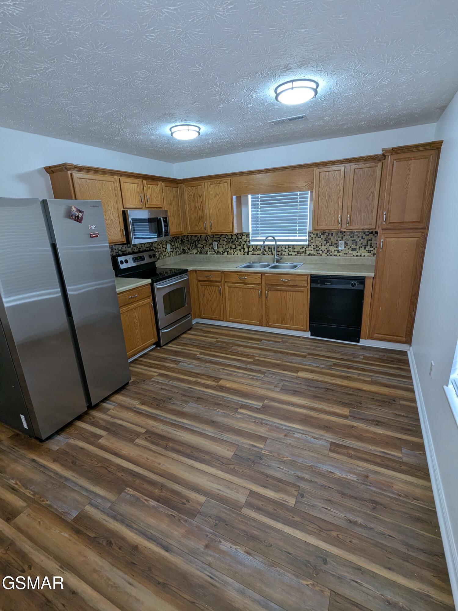 2534 Sportsmans Way Sevierville TN 37876